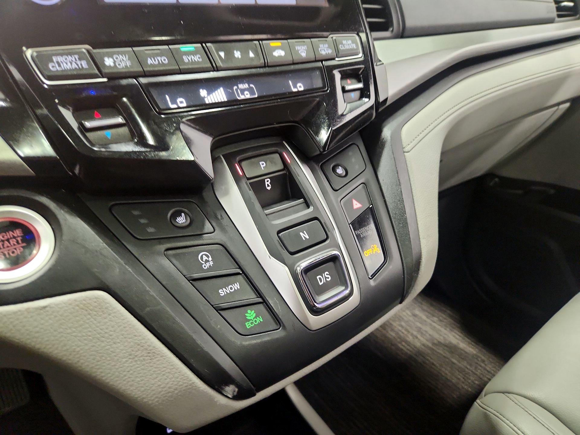 Thumbnail: 2022 Honda Odyssey - 17