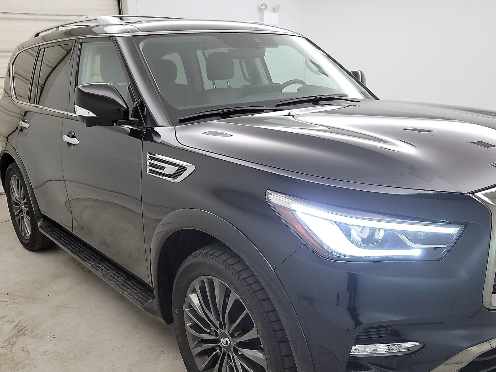 2024 INFINITI QX80