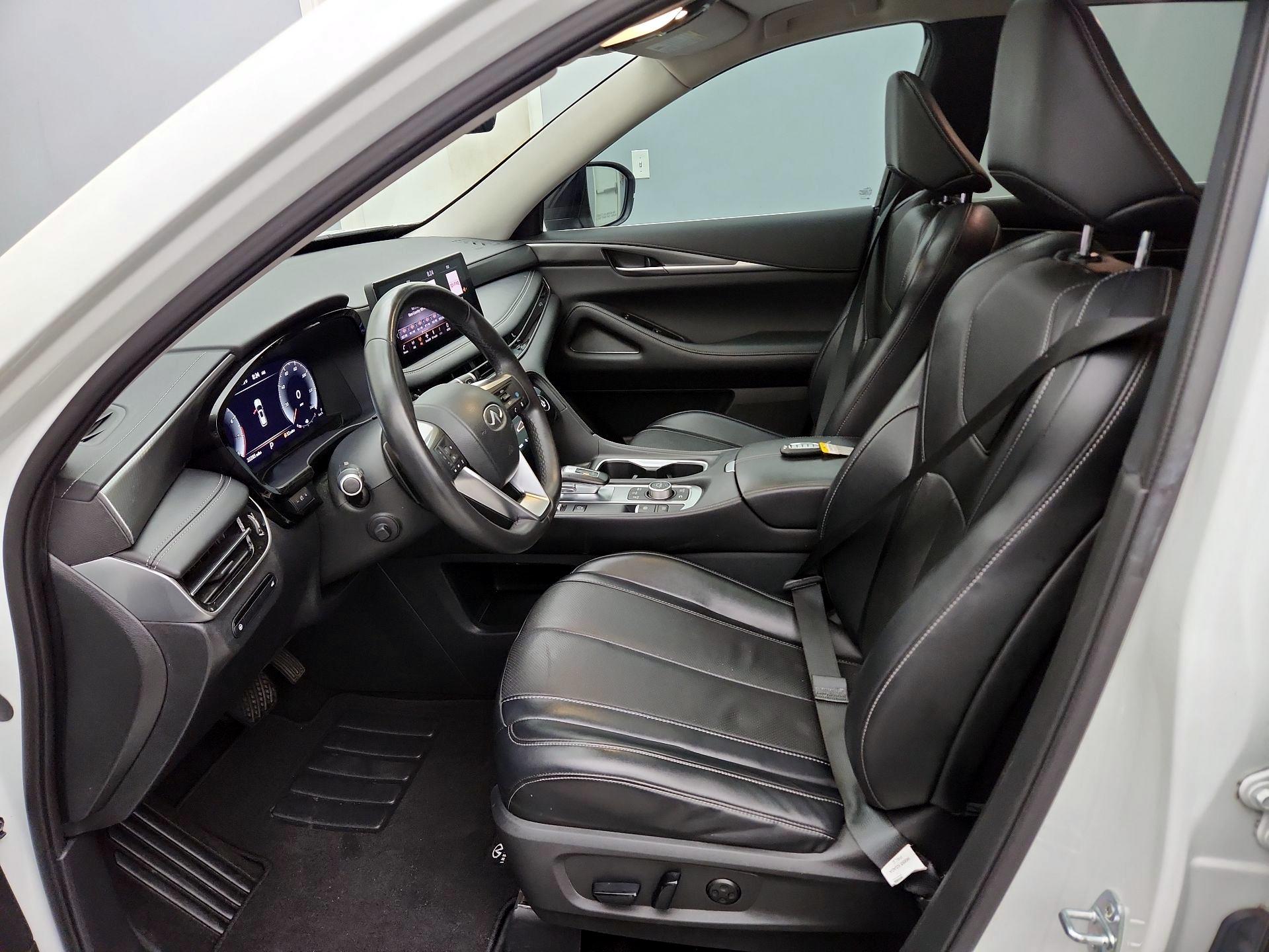 Thumbnail: 2023 INFINITI QX60 - 11