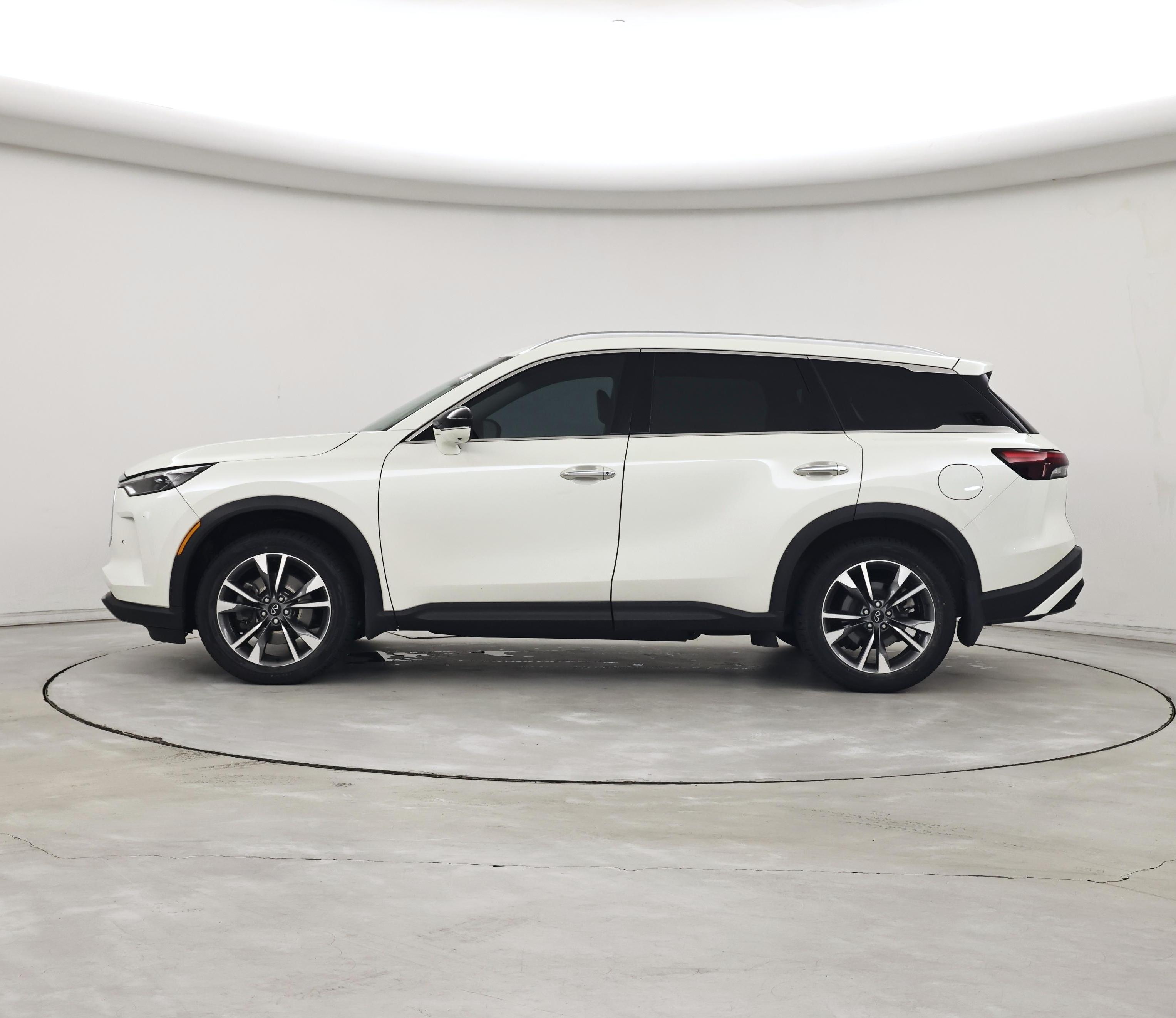 Thumbnail: 2023 INFINITI QX60 - 3