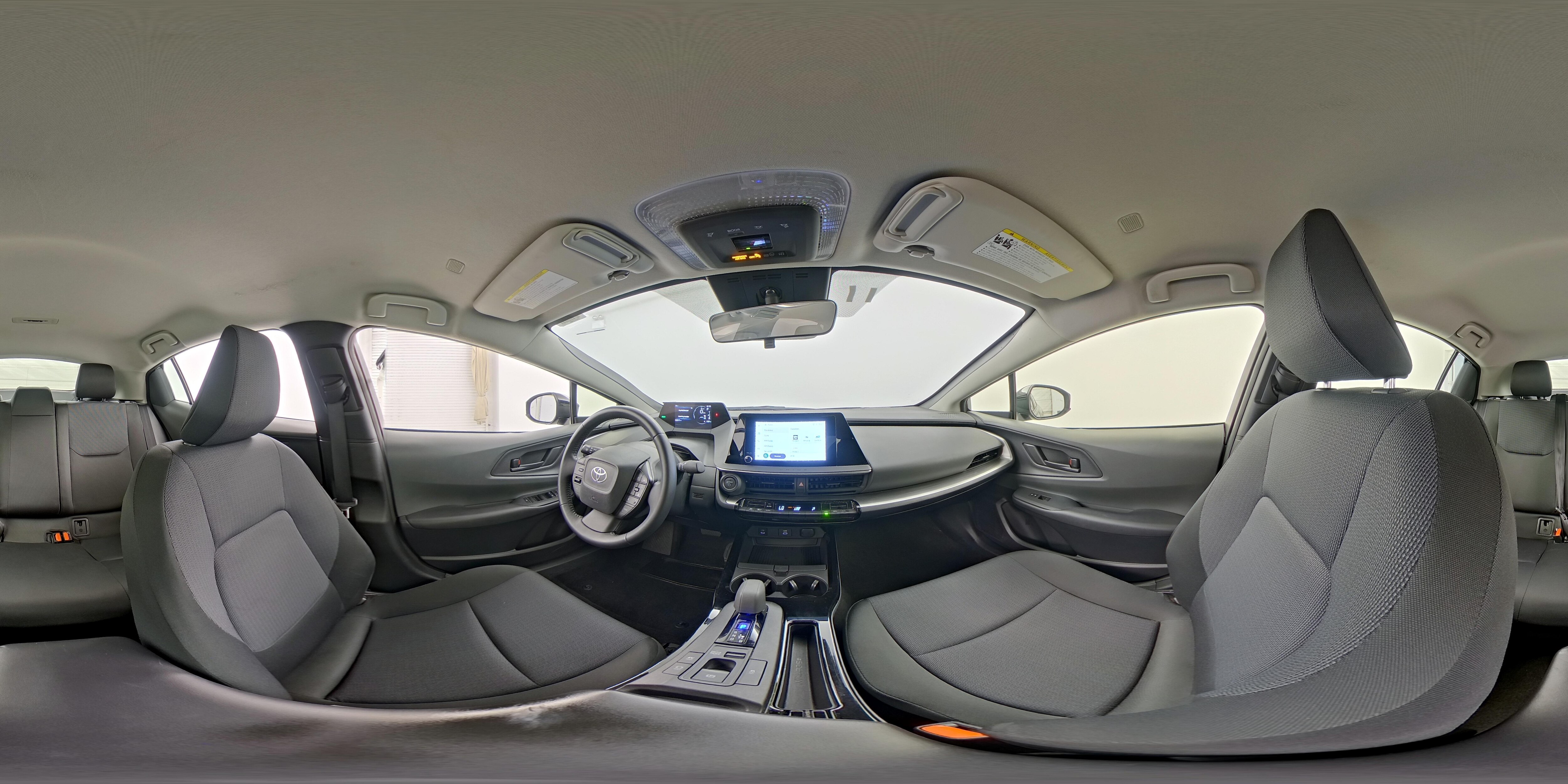 2024 Toyota Prius LE - Photo 24