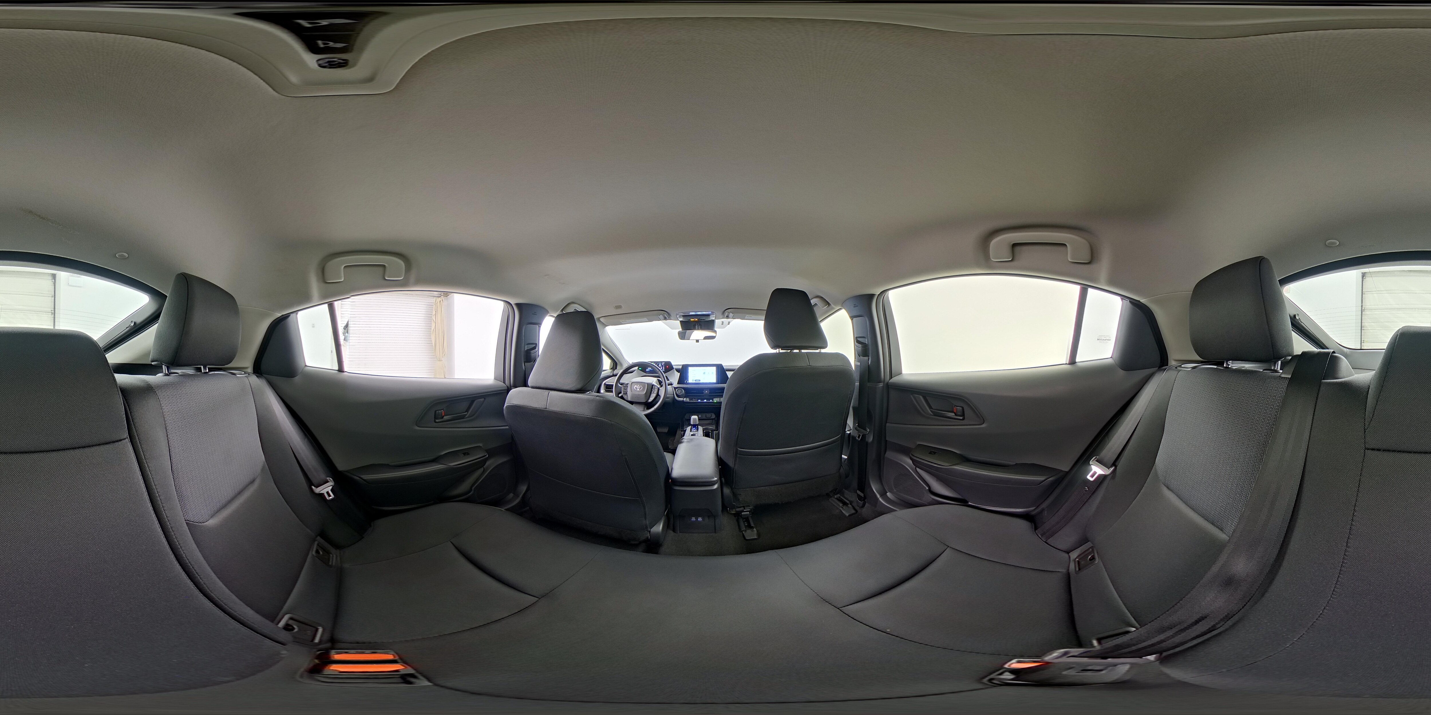 2024 Toyota Prius LE - Photo 25