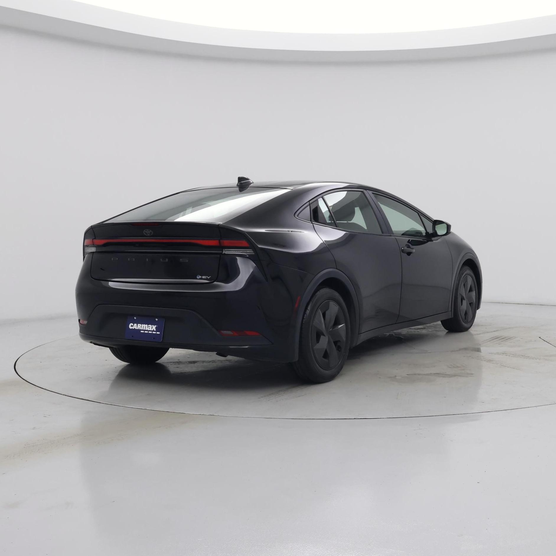 Thumbnail: 2024 Toyota Prius - 8