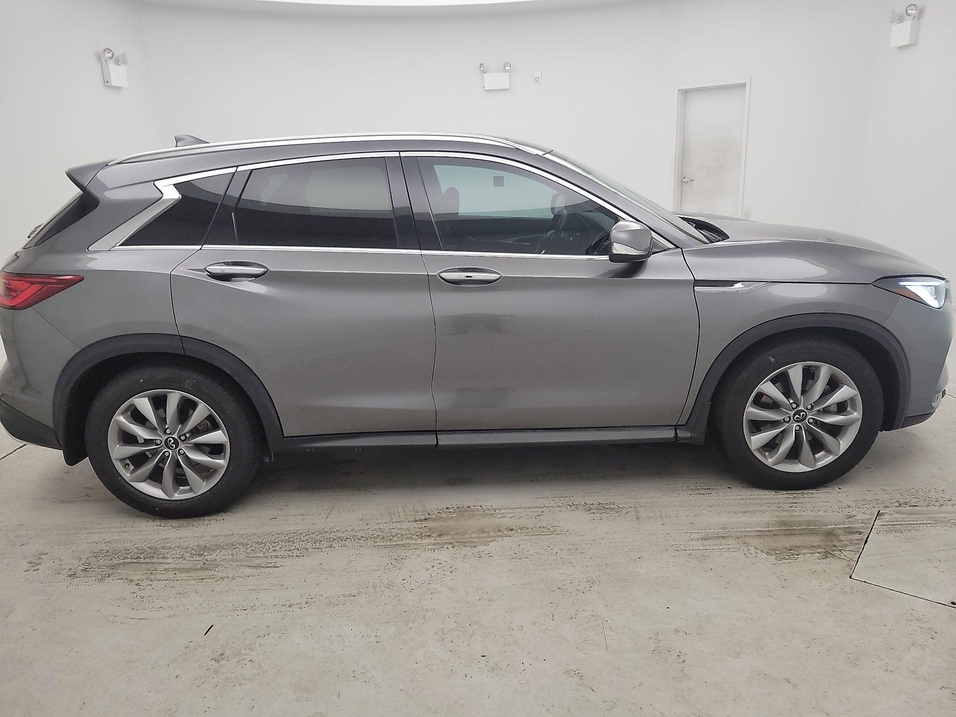 Thumbnail: 2022 INFINITI QX50 - 4