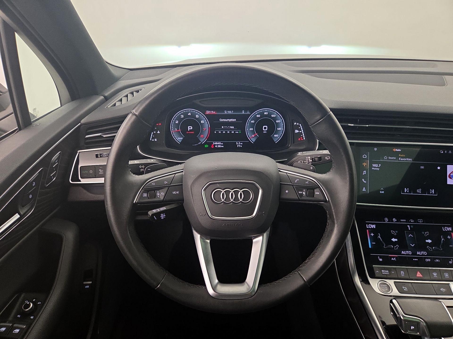 Thumbnail: 2022 Audi Q7 - 10