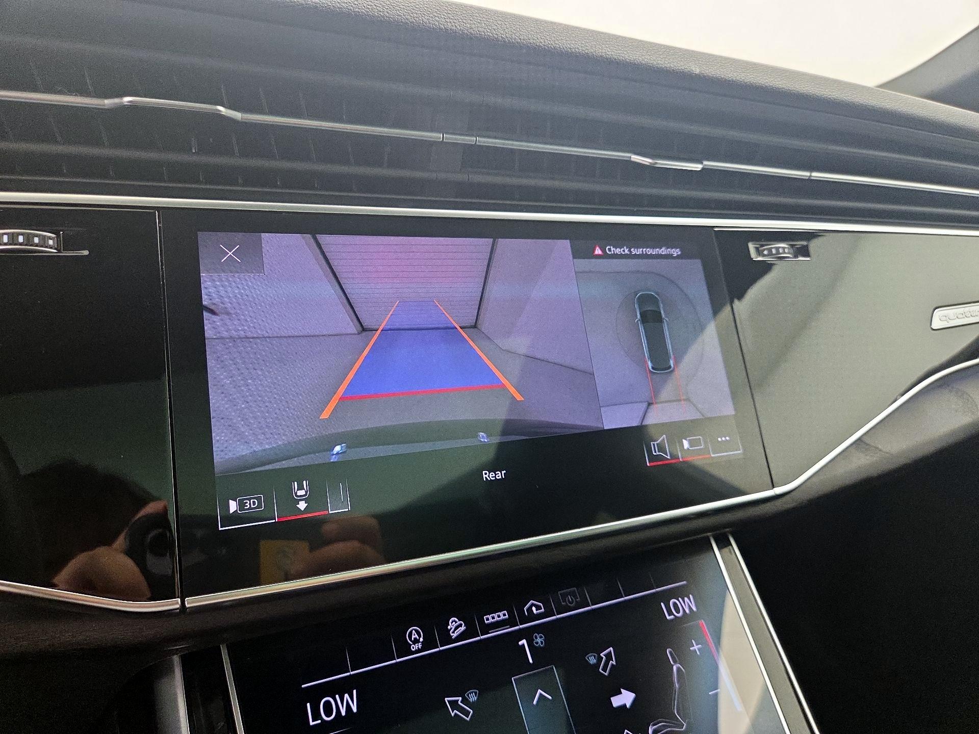 Thumbnail: 2022 Audi Q7 - 15