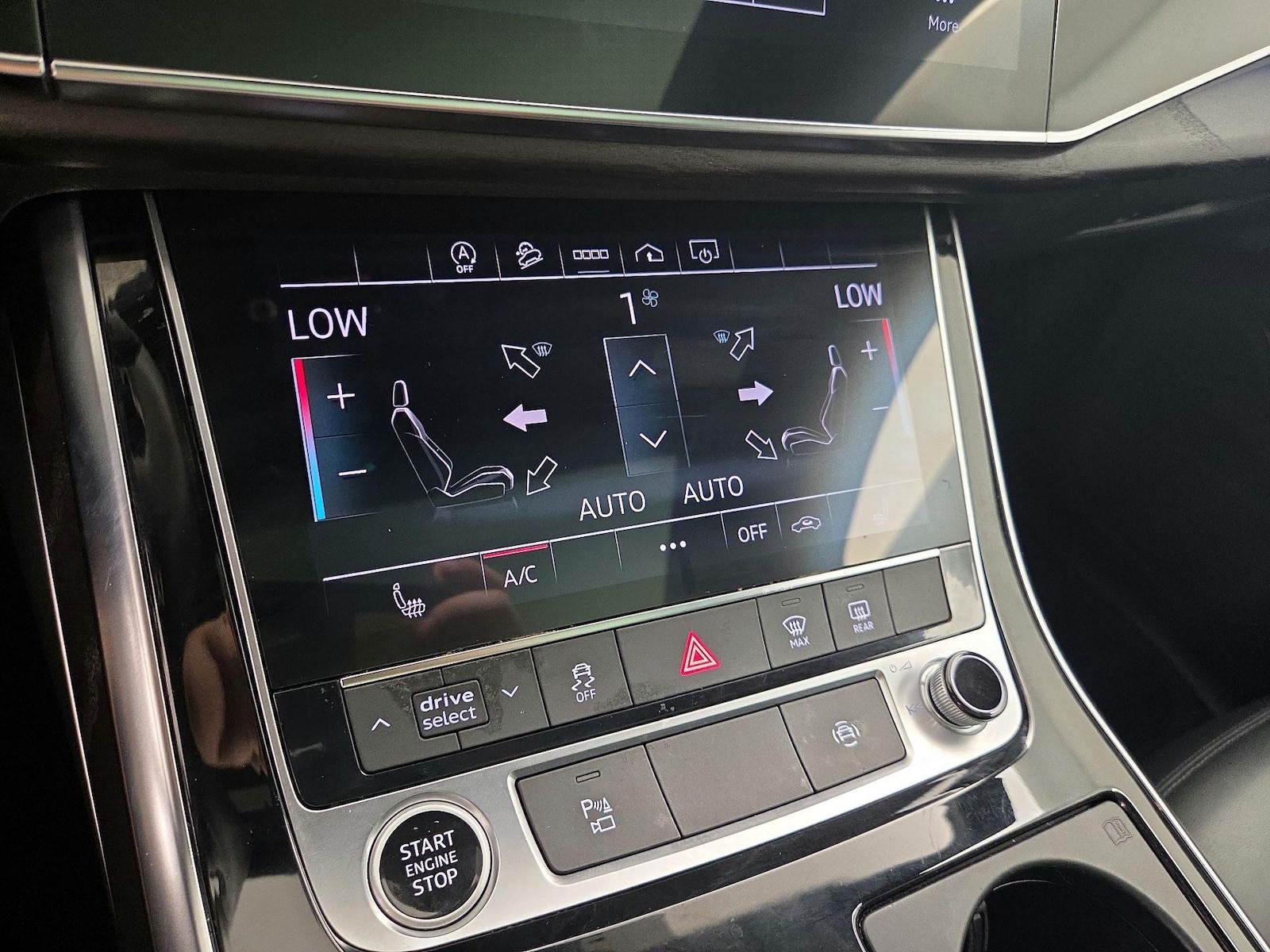 2022 Audi Q7 Premium - Photo 18