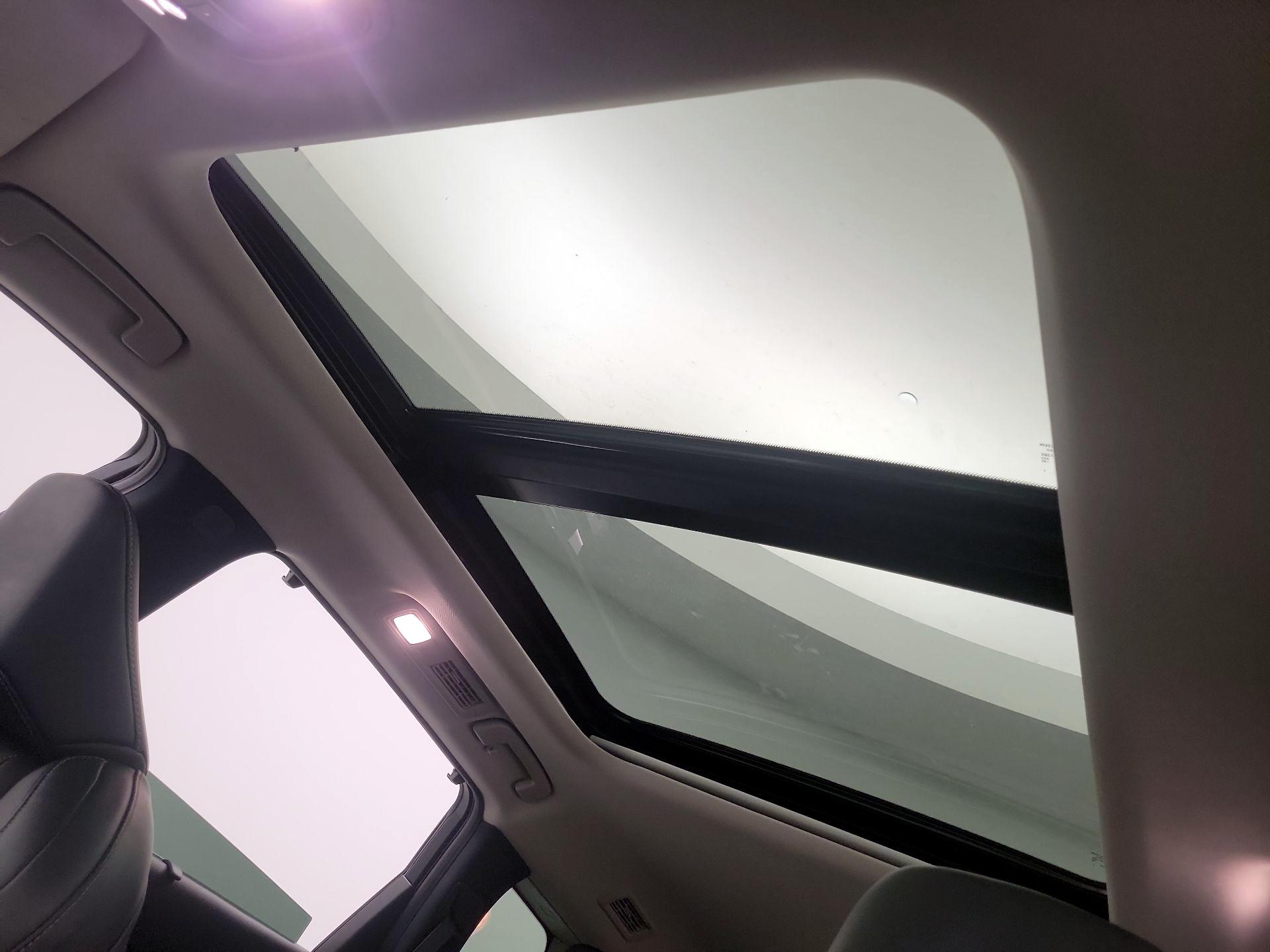 Thumbnail: 2023 INFINITI QX60 - 19
