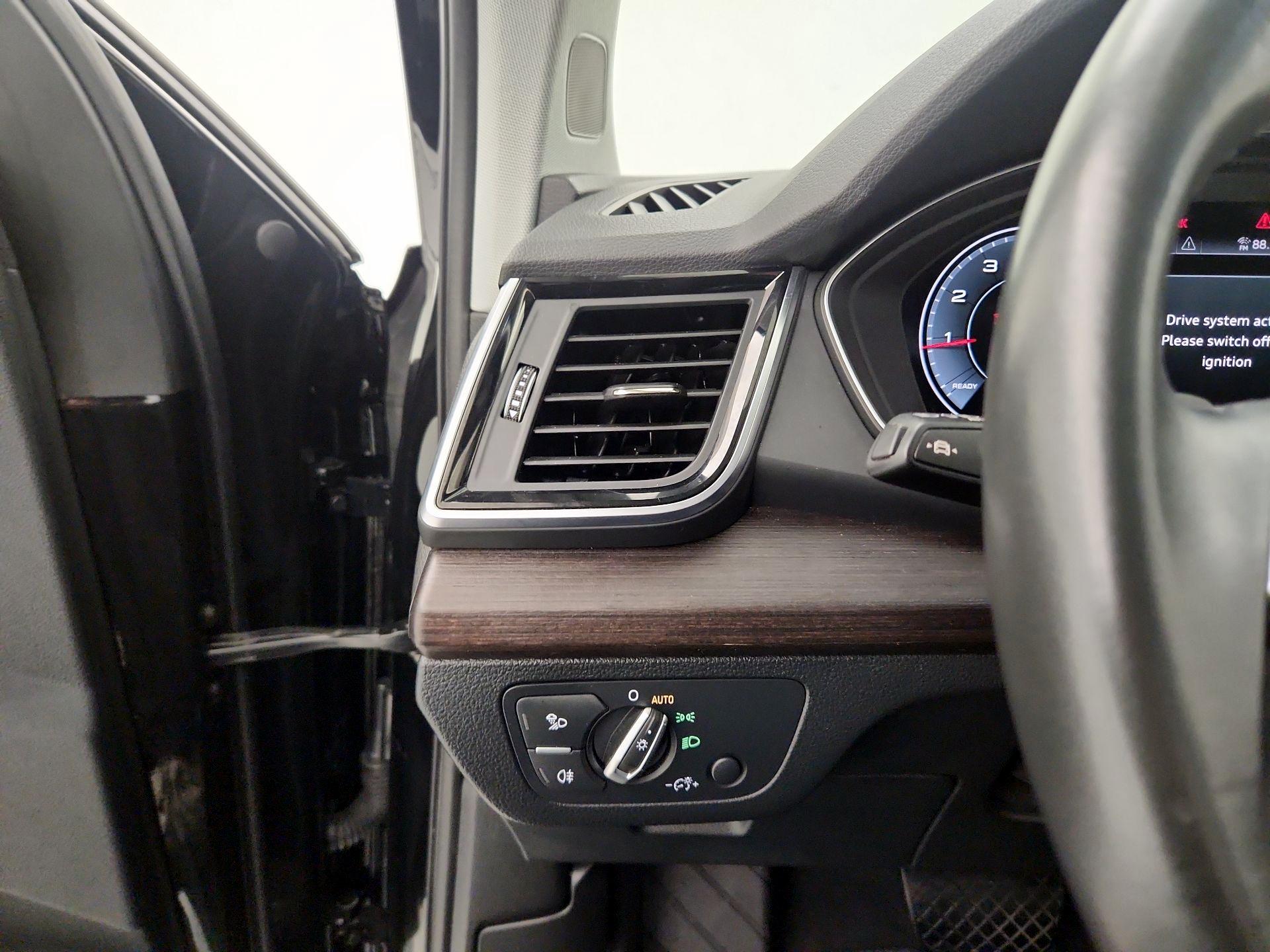 Thumbnail: 2023 Audi Q5 - 13