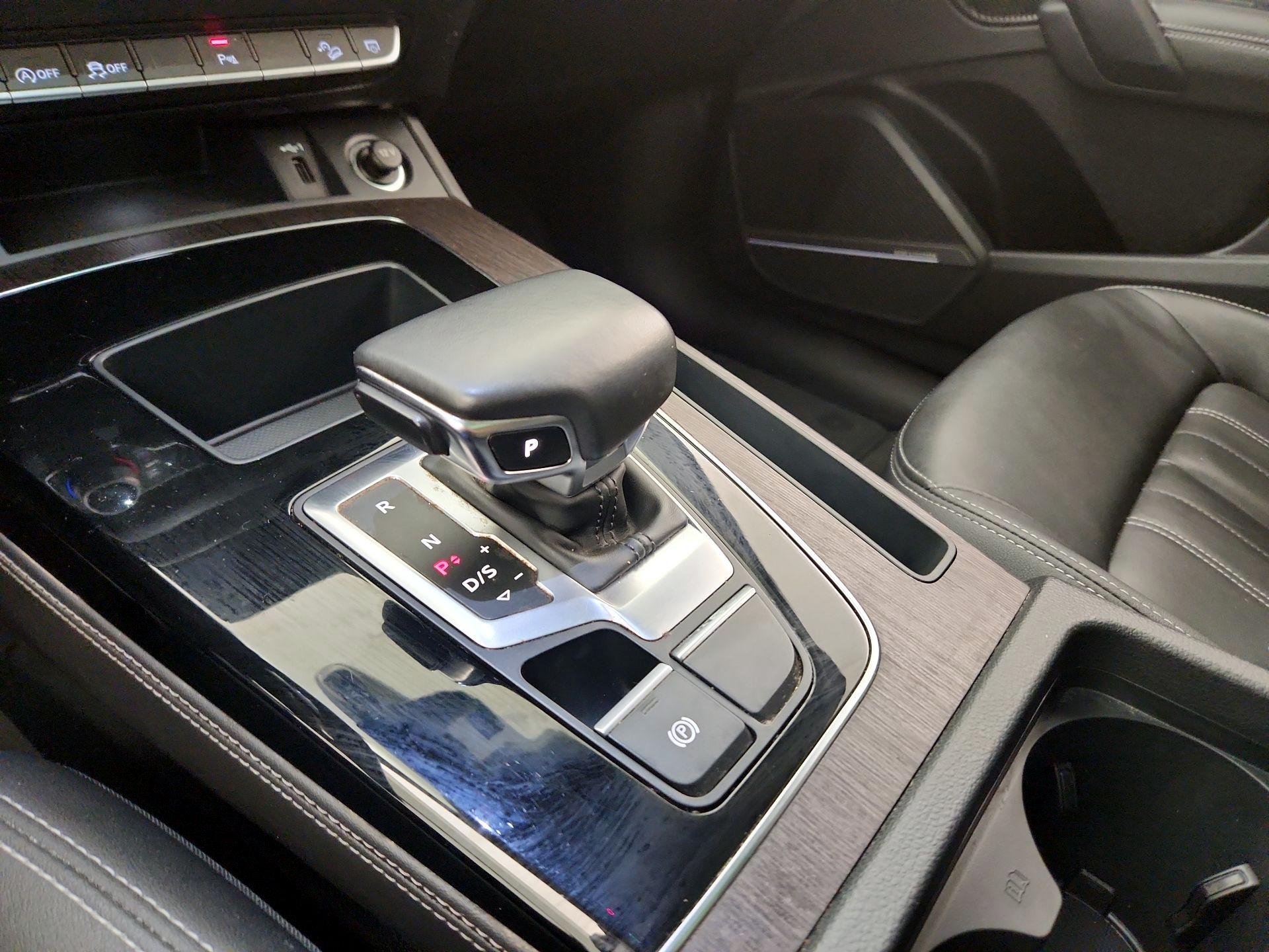 Thumbnail: 2023 Audi Q5 - 18