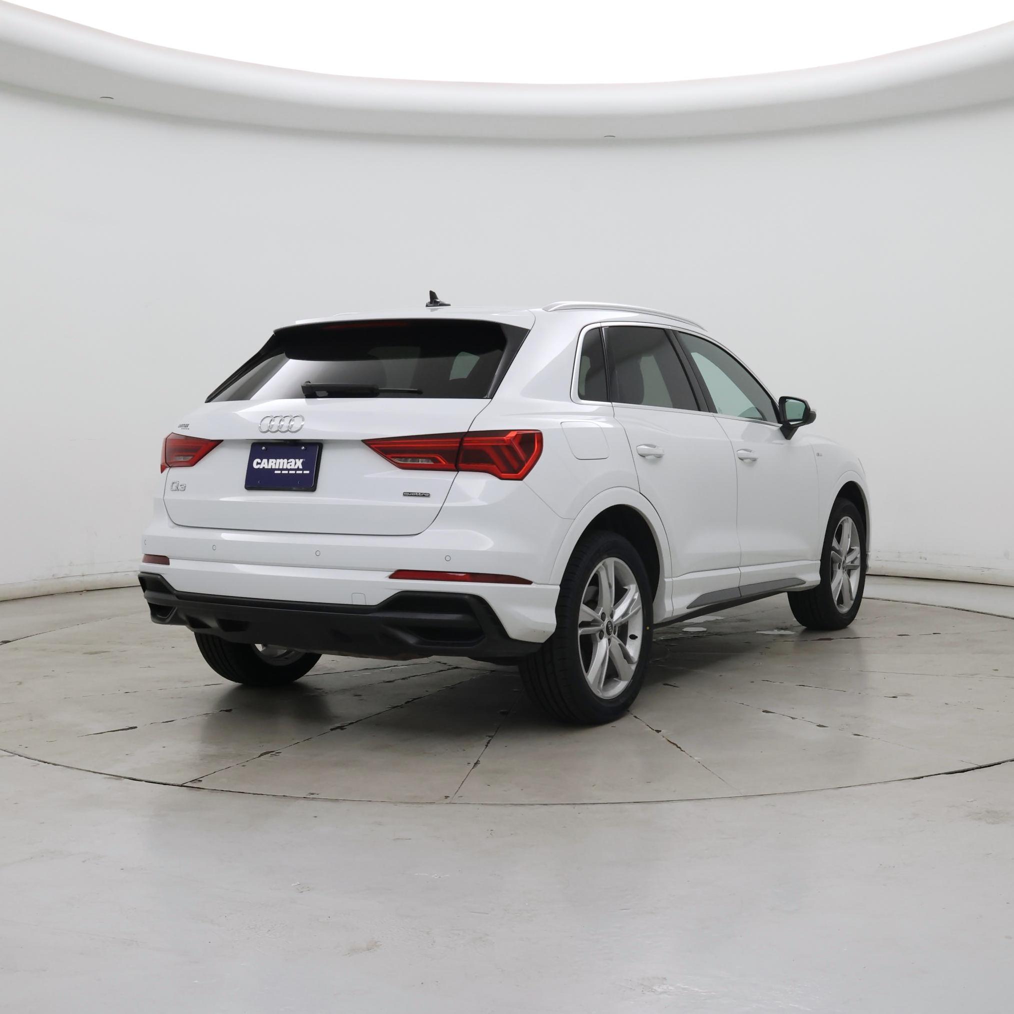 Thumbnail: 2022 Audi Q3 - 8