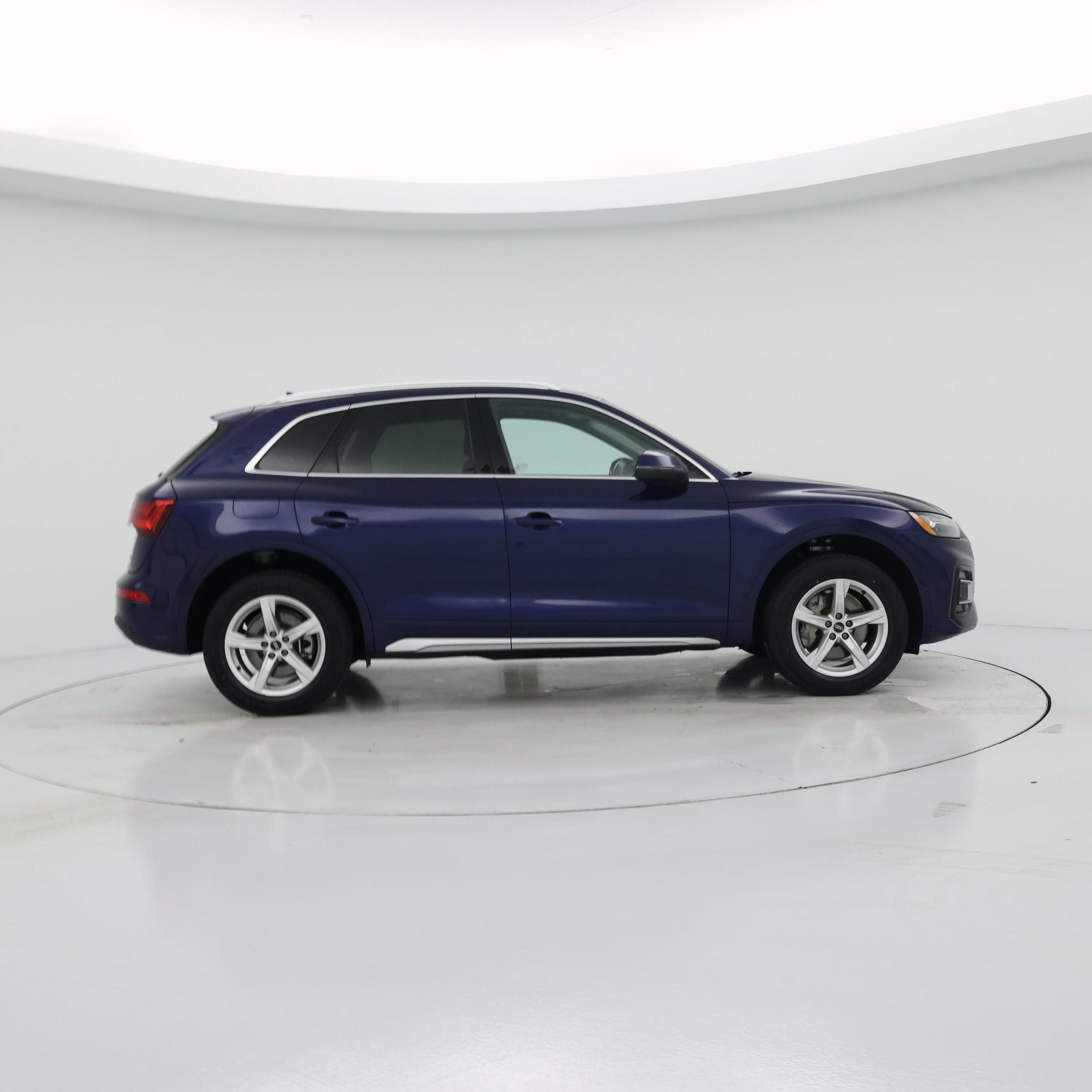 Thumbnail: 2023 Audi Q5 - 7