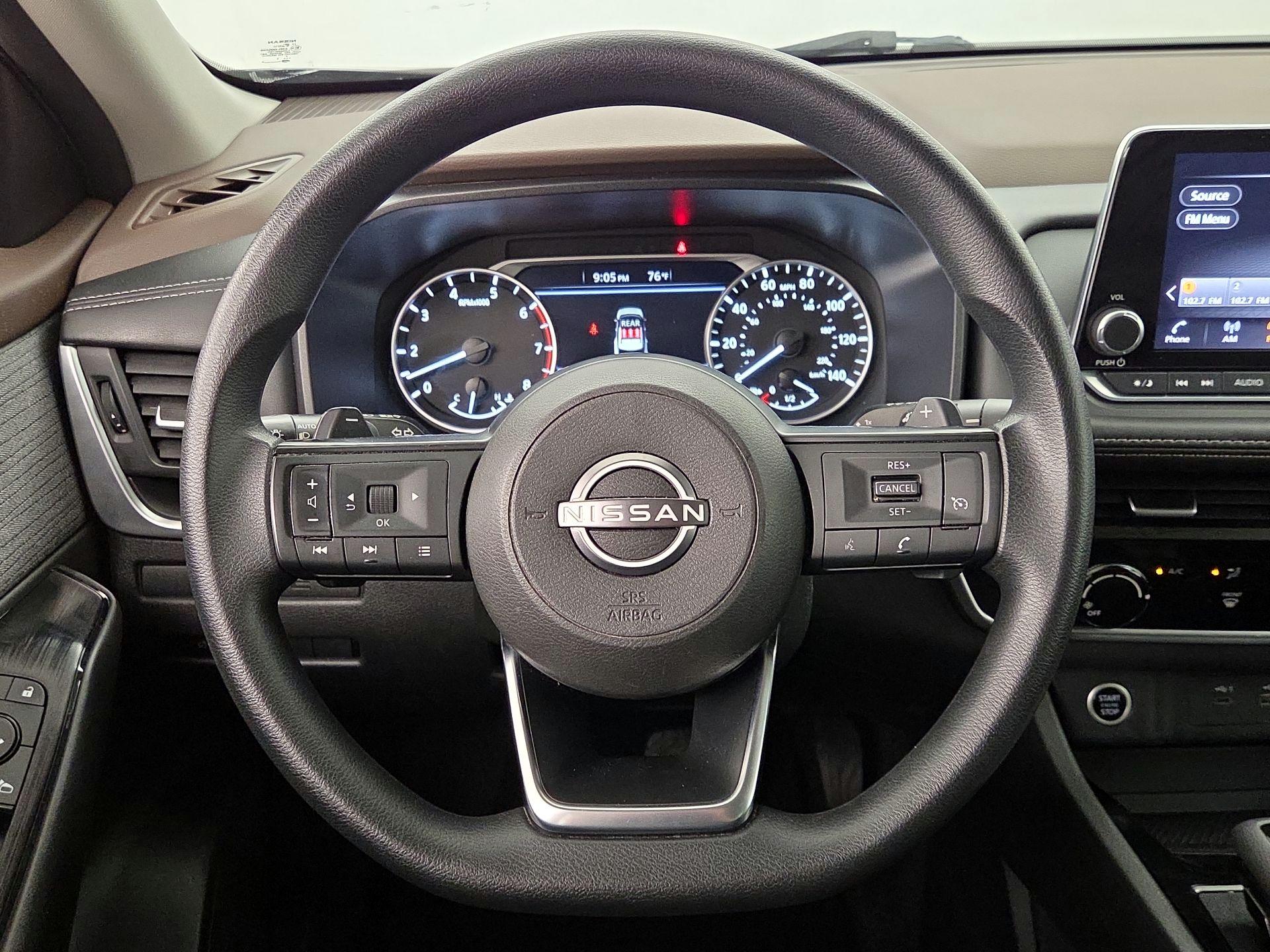 Thumbnail: 2023 Nissan Rogue - 10
