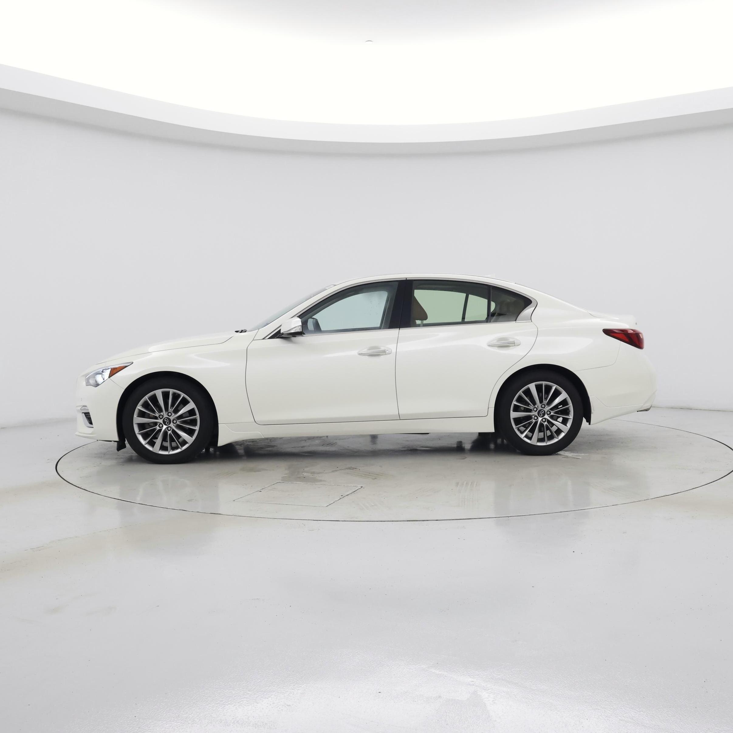 Thumbnail: 2023 INFINITI Q50 - 3