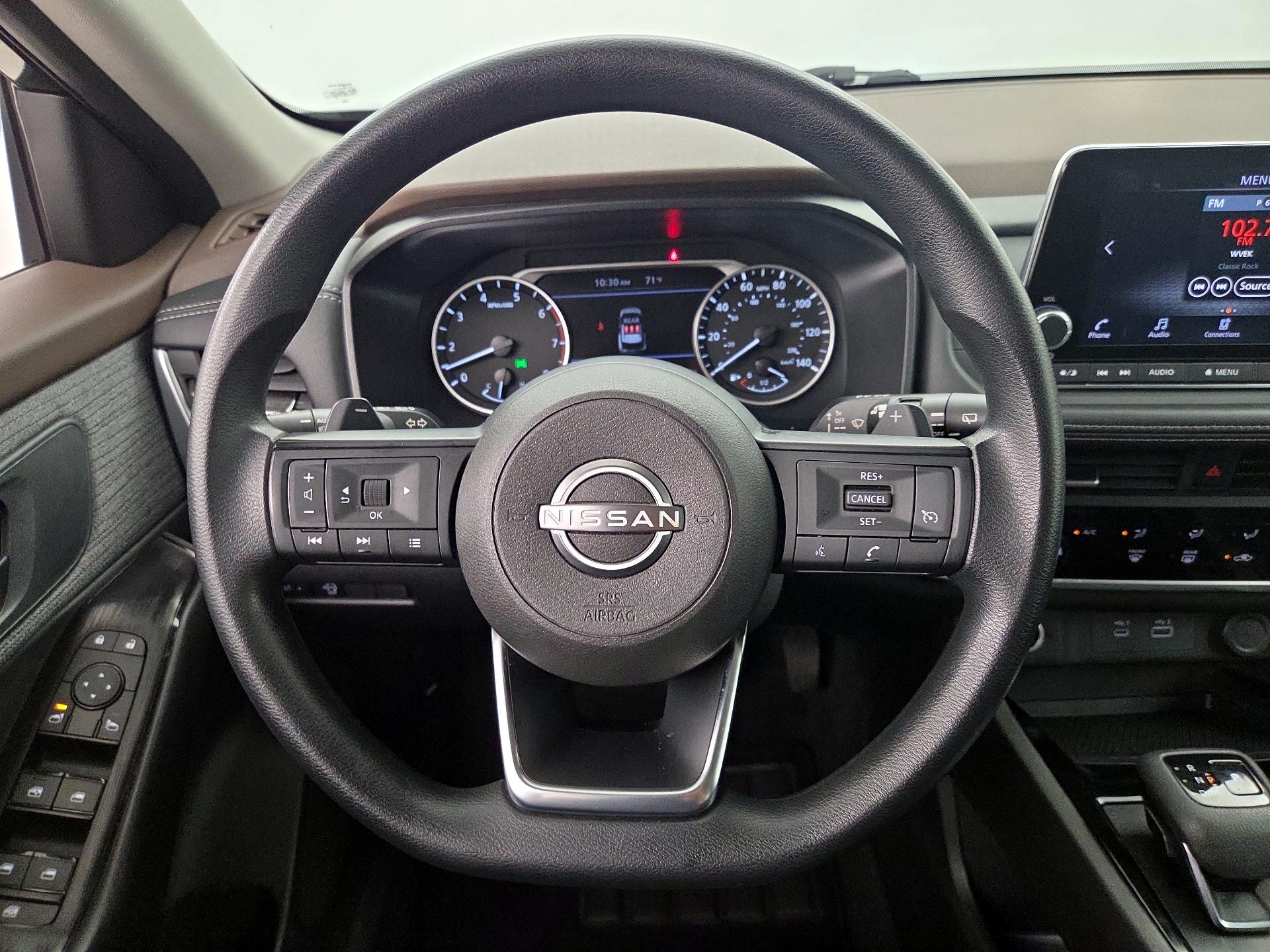 Thumbnail: 2023 Nissan Rogue - 10