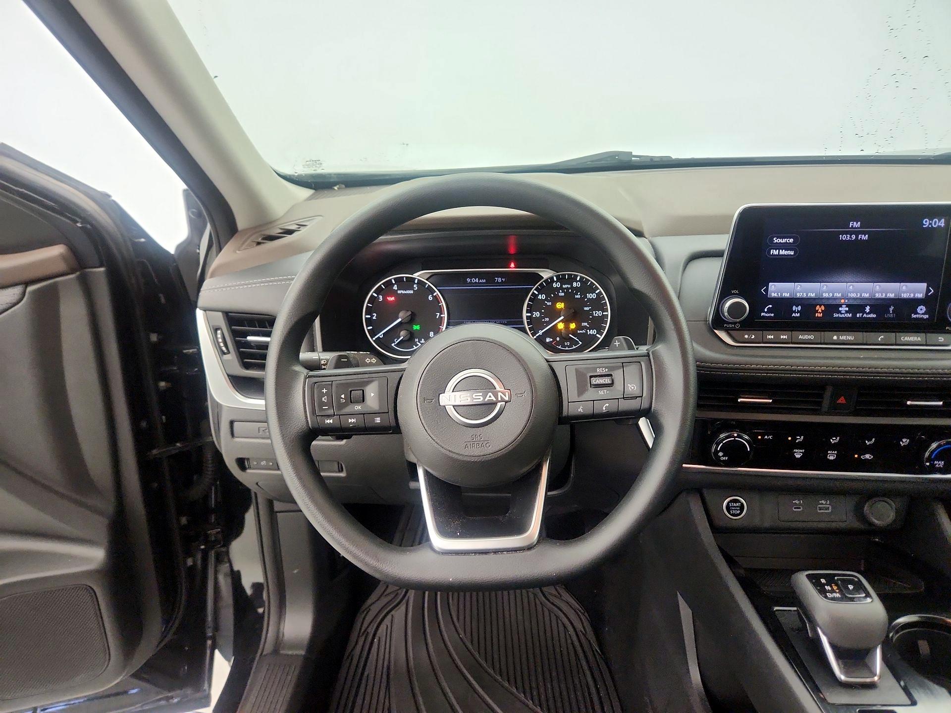 Thumbnail: 2023 Nissan Rogue - 10