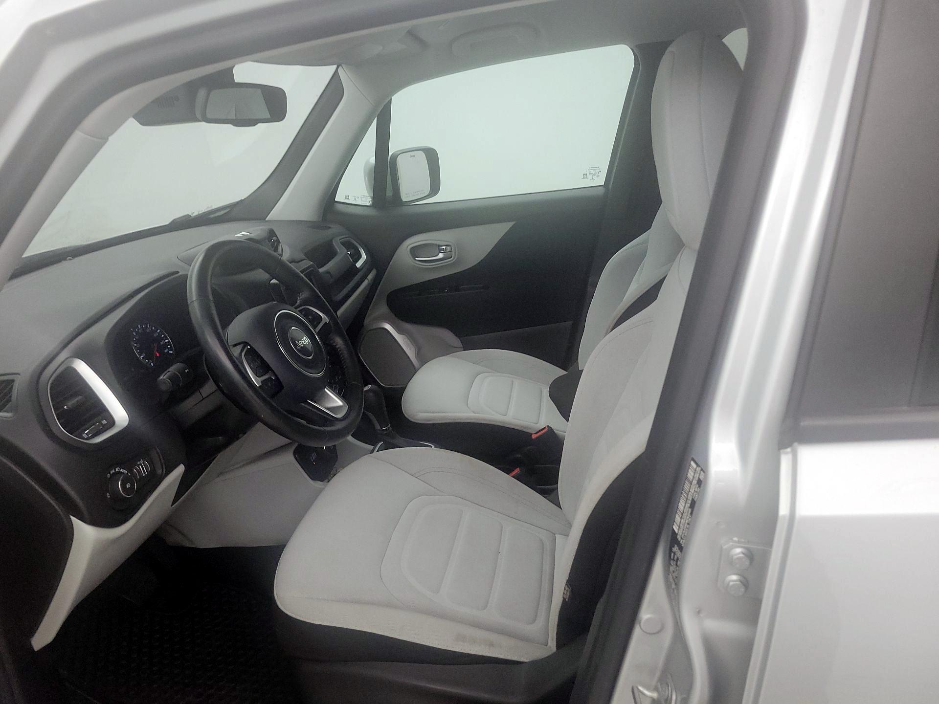 Thumbnail: 2021 Jeep Renegade - 11