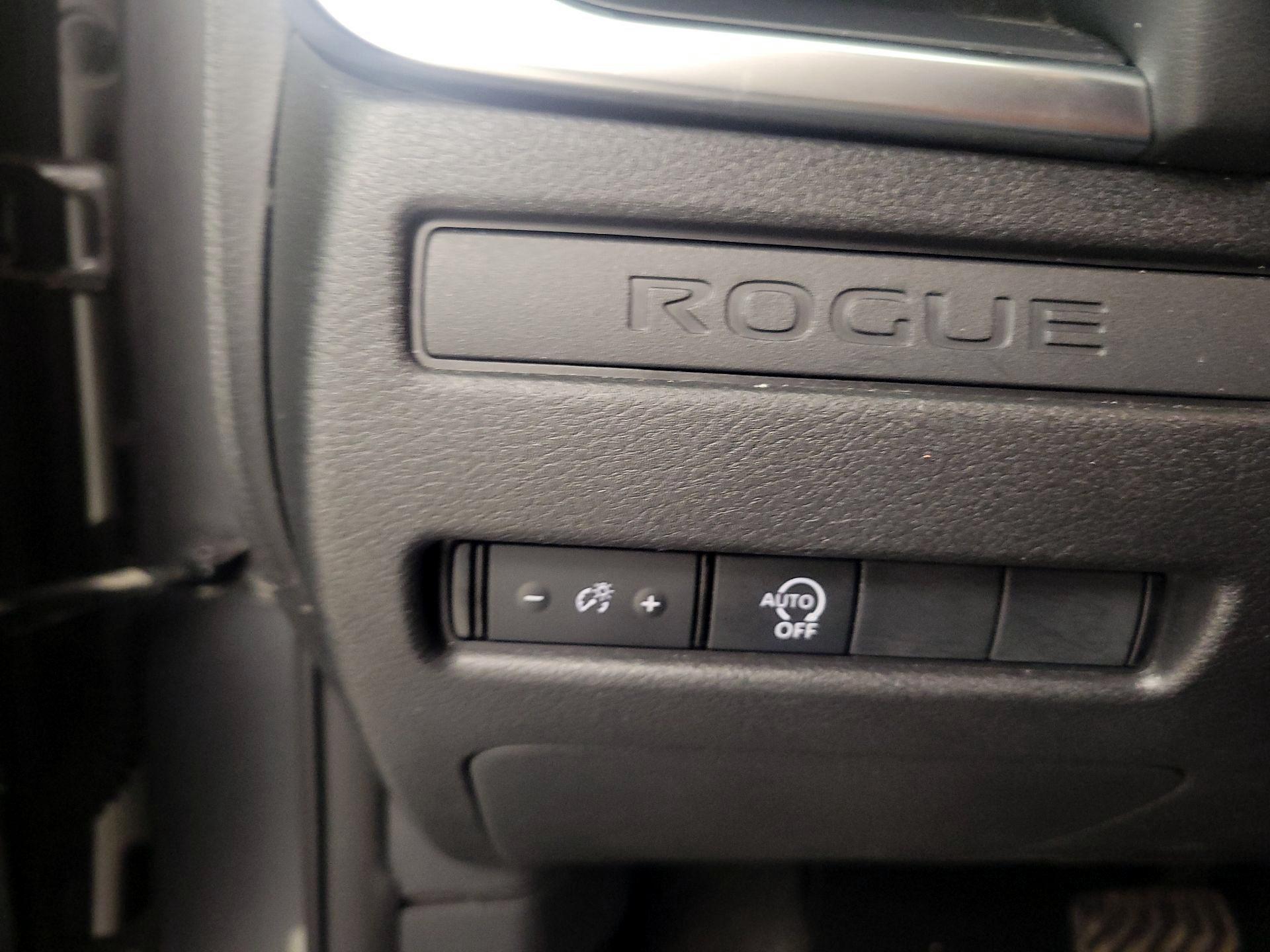 Thumbnail: 2023 Nissan Rogue - 13
