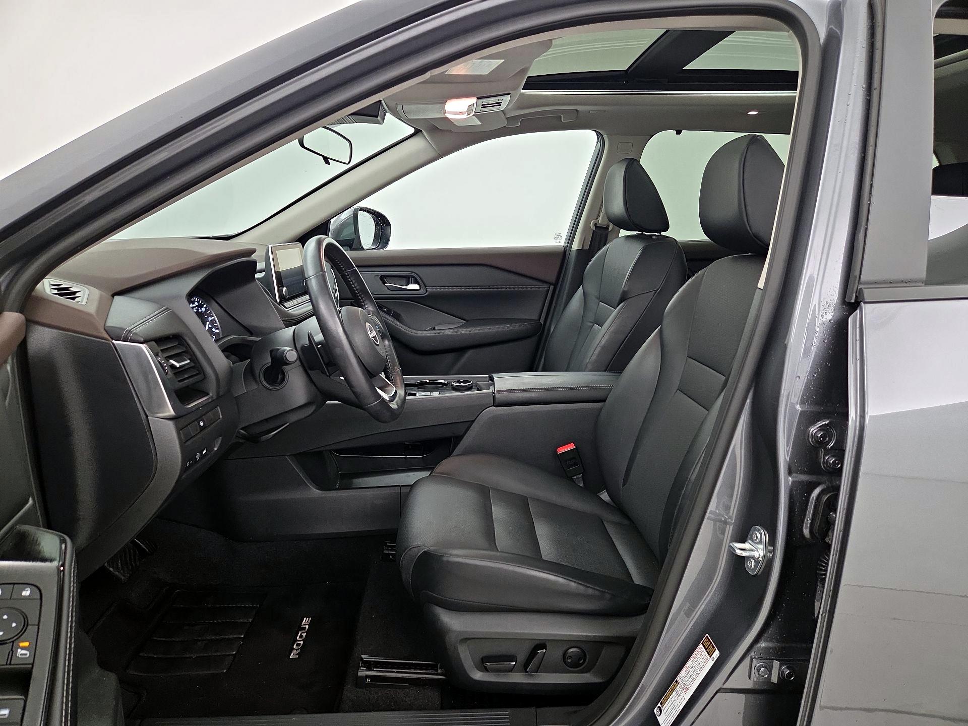 Thumbnail: 2023 Nissan Rogue - 11