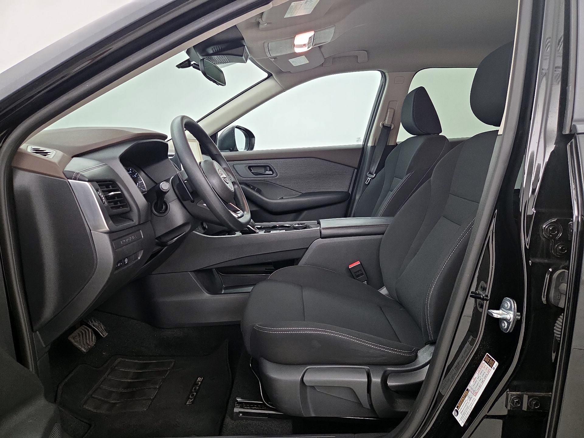 Thumbnail: 2023 Nissan Rogue - 11