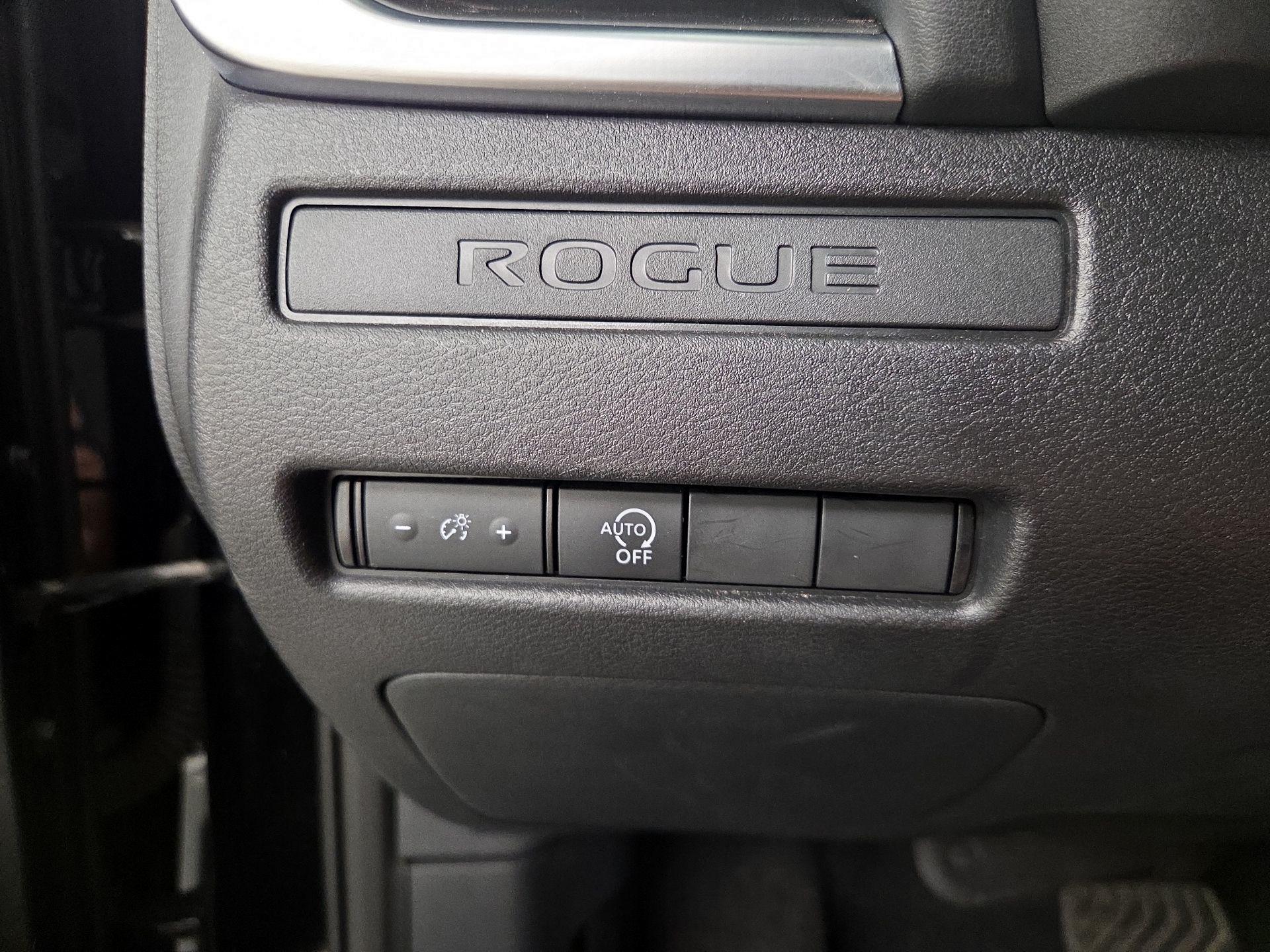 Thumbnail: 2023 Nissan Rogue - 13