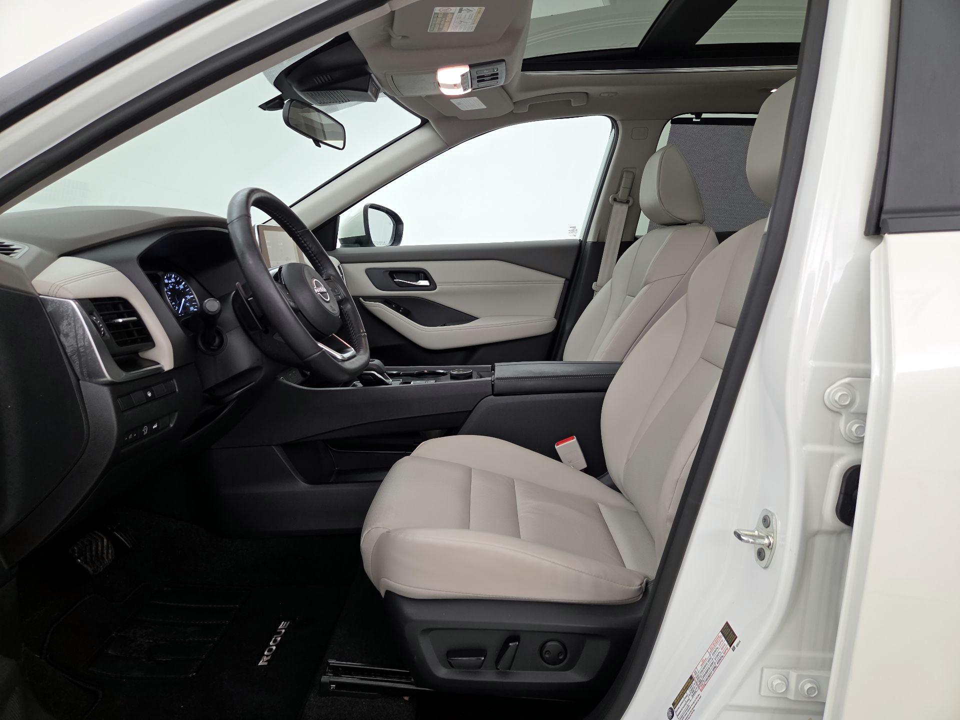 Thumbnail: 2023 Nissan Rogue - 11