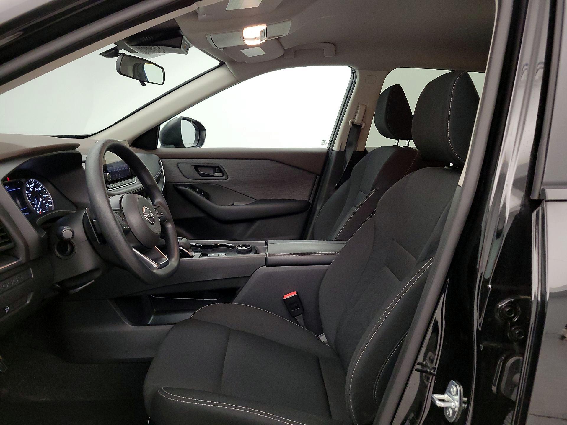 Thumbnail: 2023 Nissan Rogue - 11