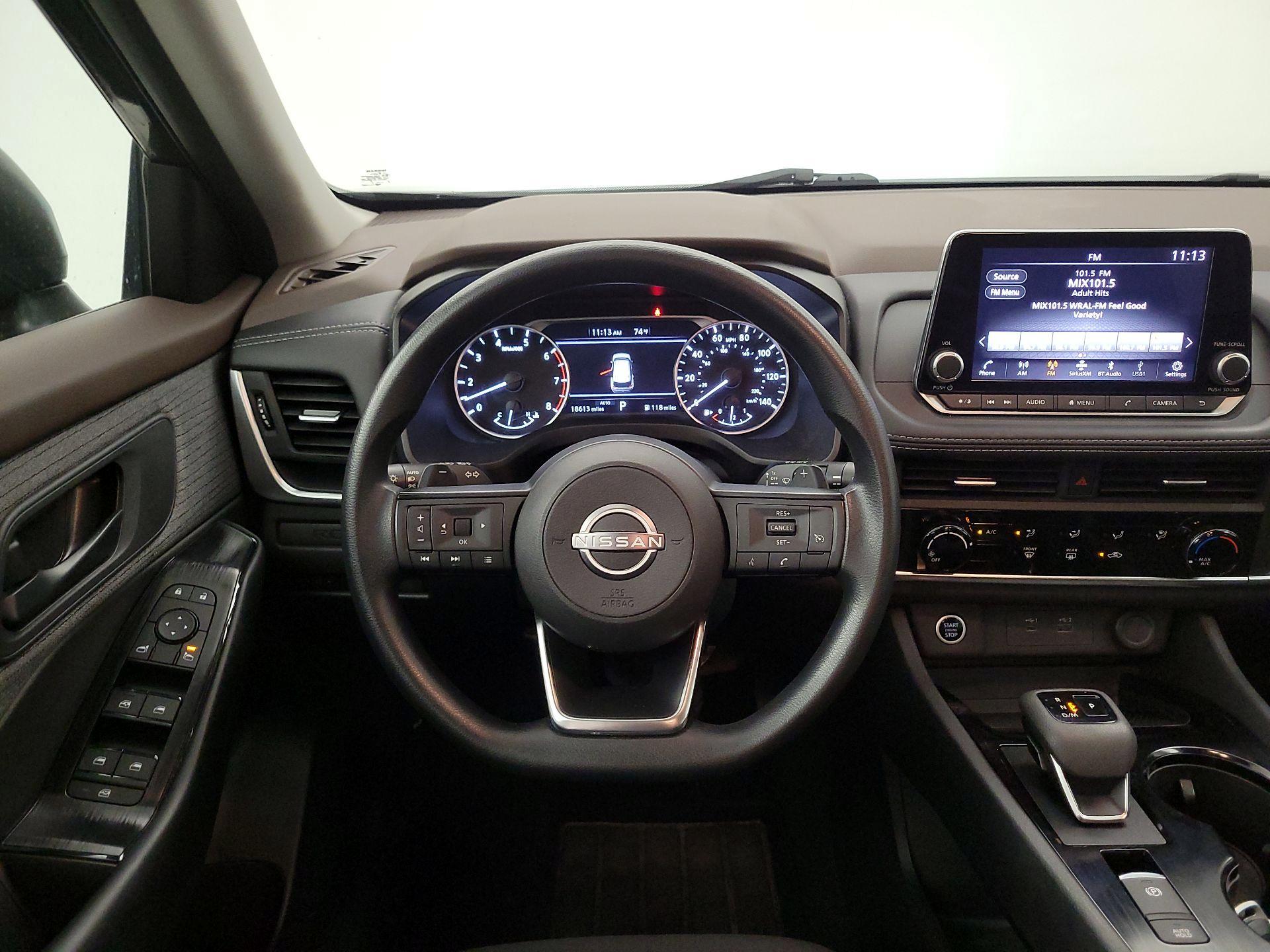 Thumbnail: 2023 Nissan Rogue - 10