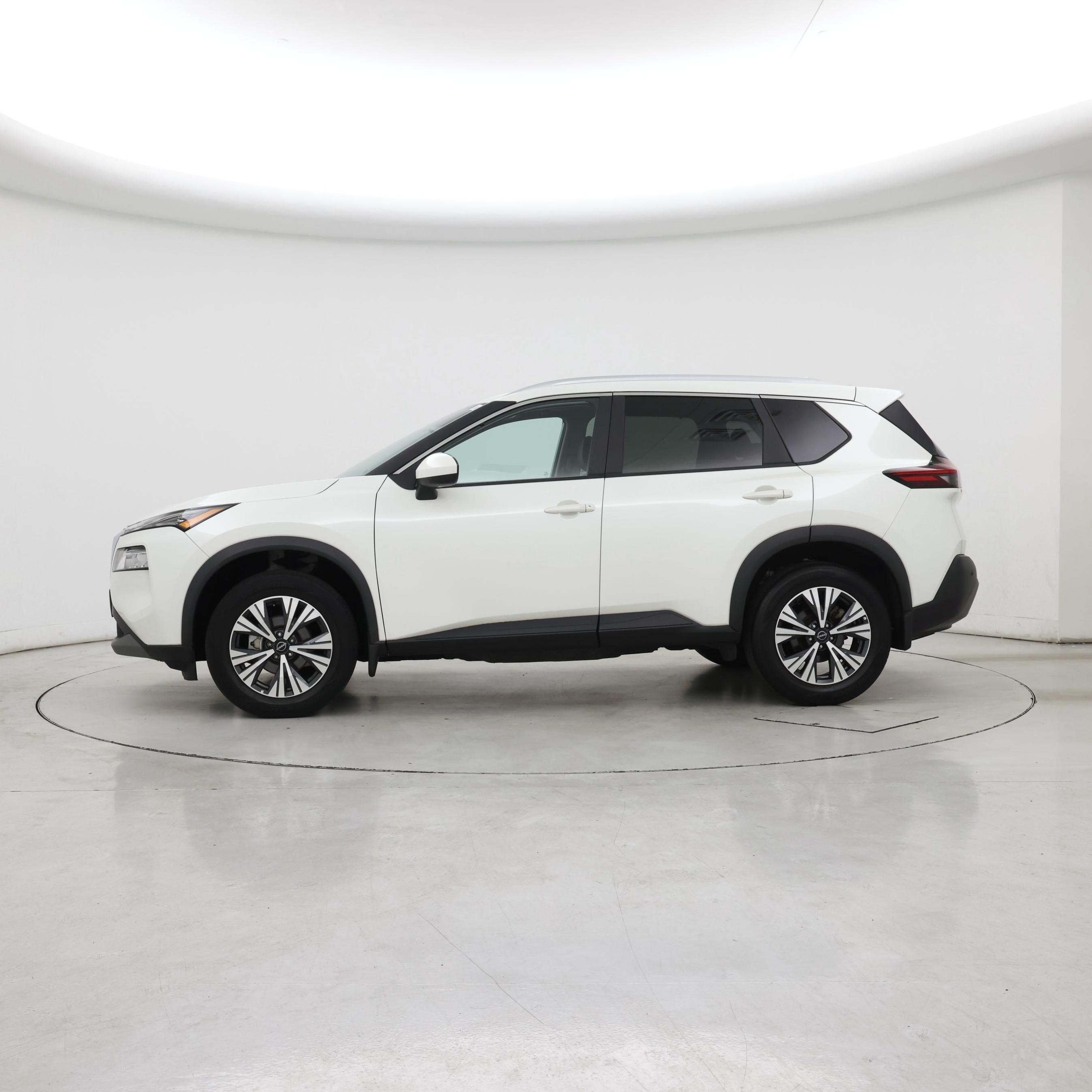 Thumbnail: 2023 Nissan Rogue - 3