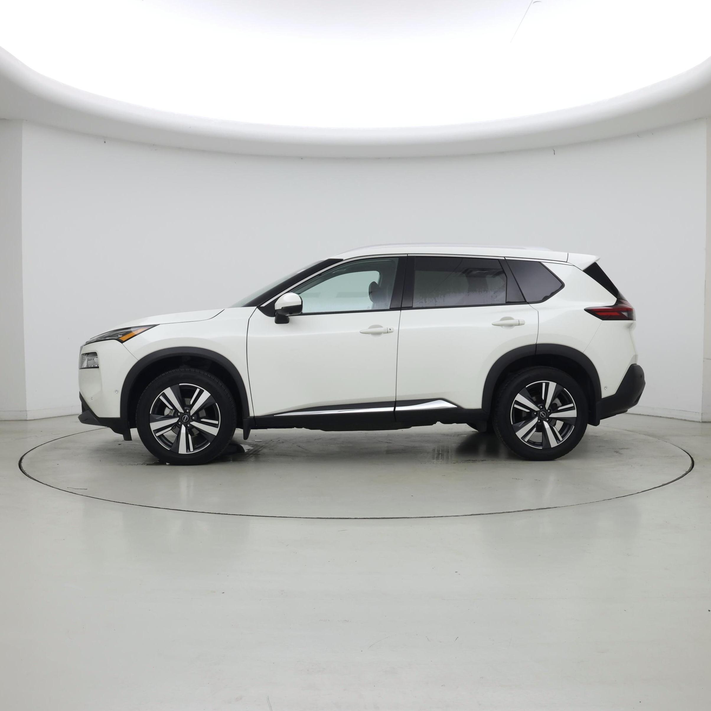 Thumbnail: 2023 Nissan Rogue - 3