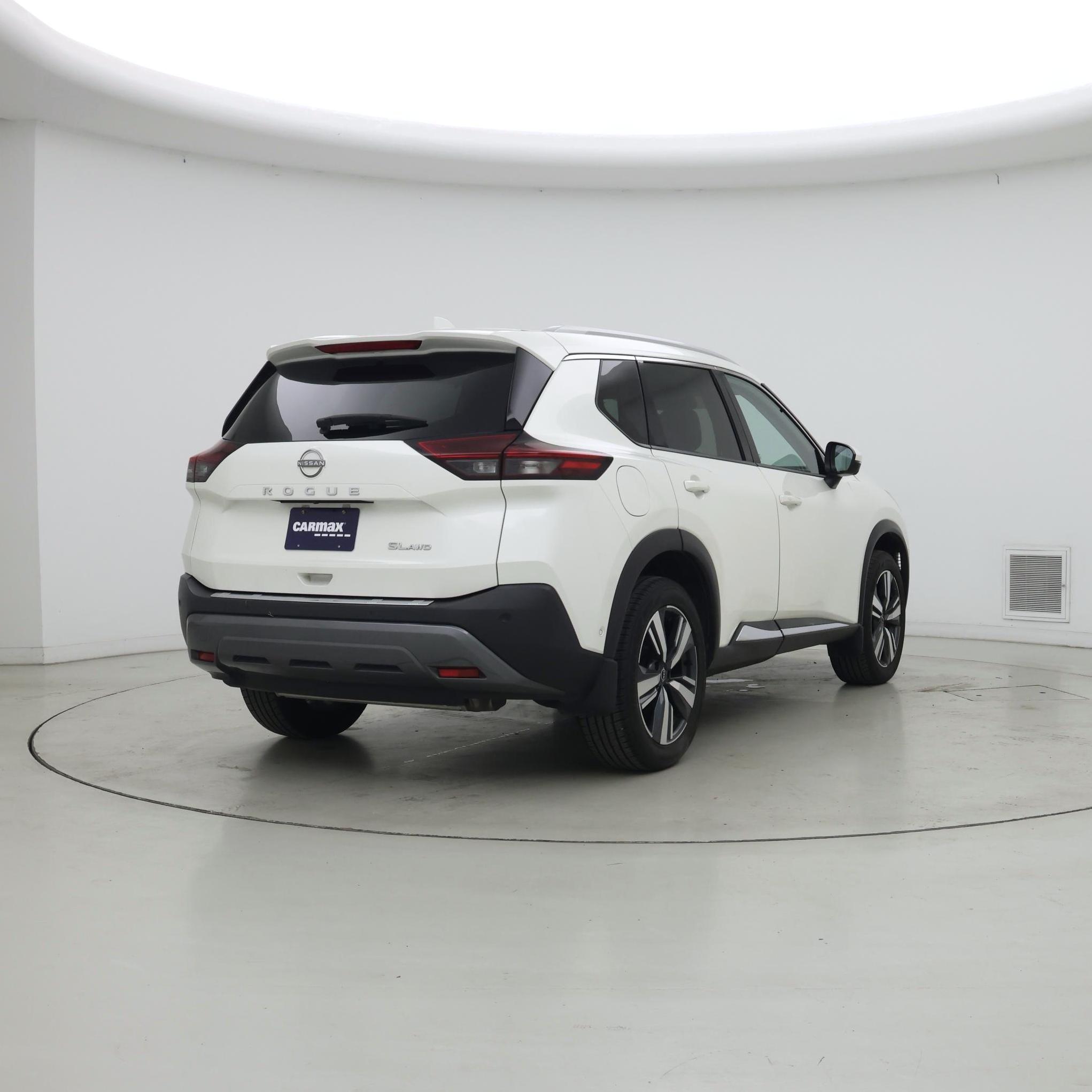 Thumbnail: 2023 Nissan Rogue - 8
