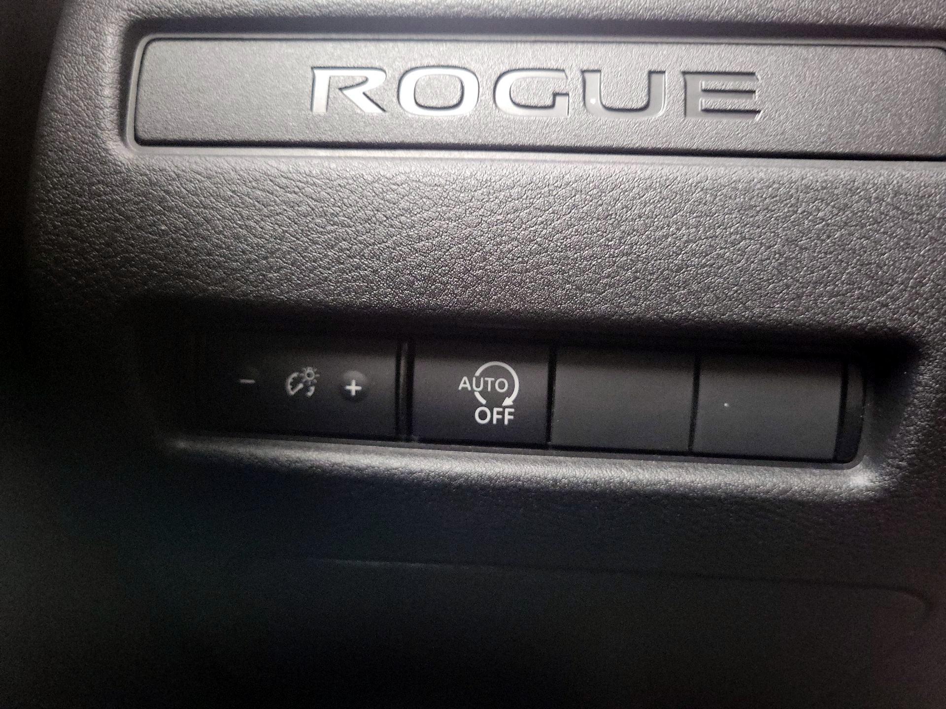 Thumbnail: 2023 Nissan Rogue - 13