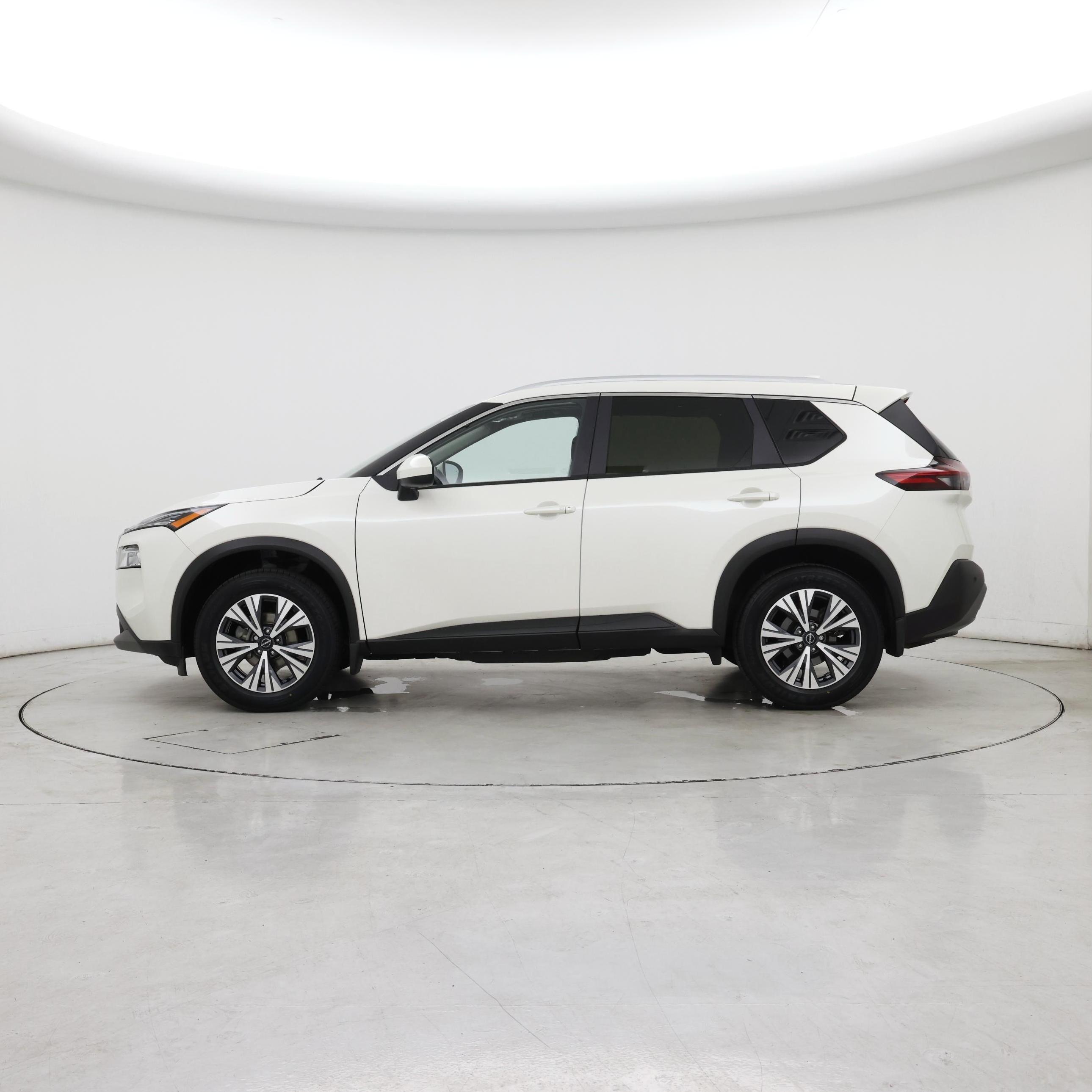 Thumbnail: 2023 Nissan Rogue - 3
