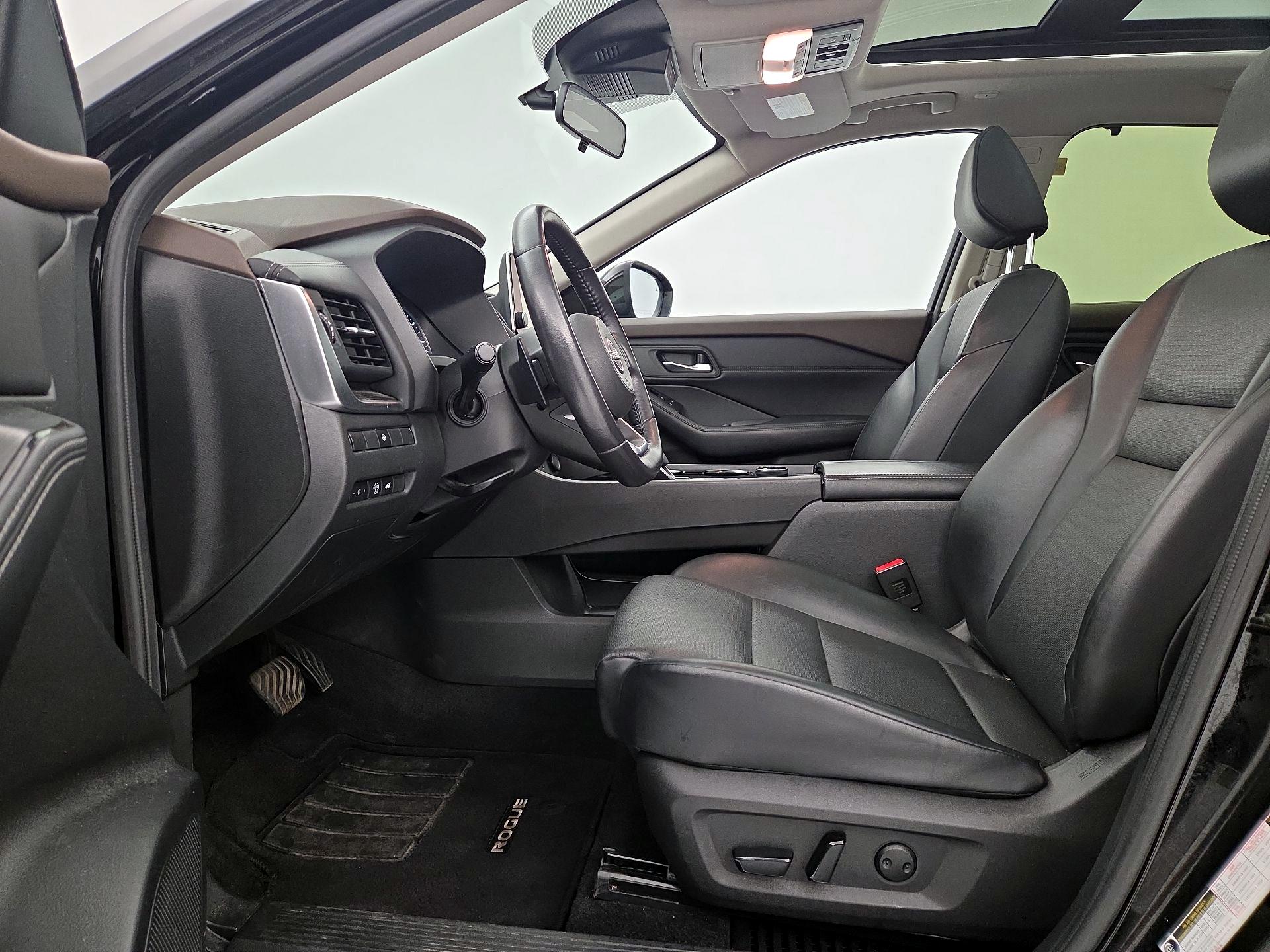 Thumbnail: 2023 Nissan Rogue - 11