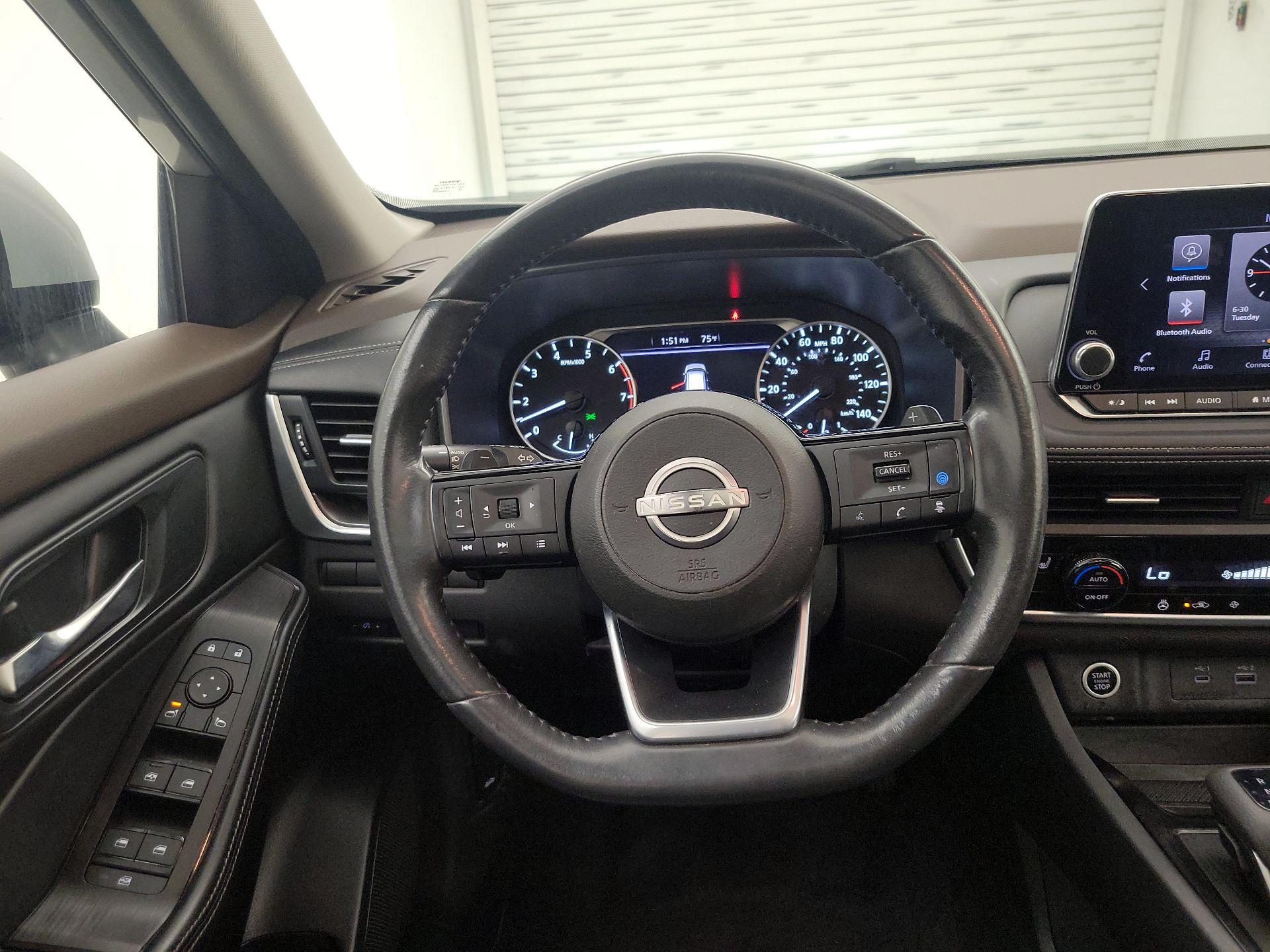 Thumbnail: 2023 Nissan Rogue - 10