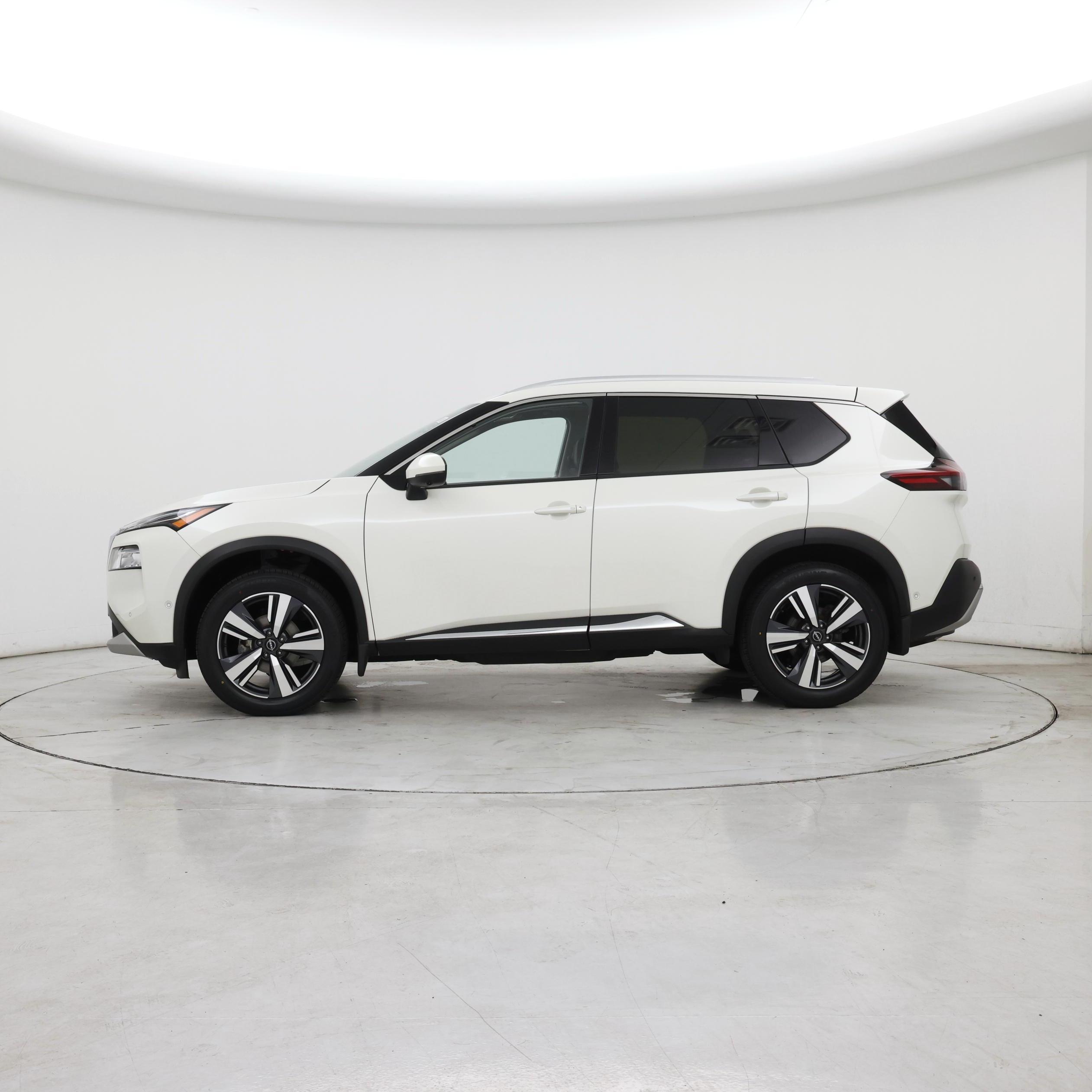 Thumbnail: 2023 Nissan Rogue - 3