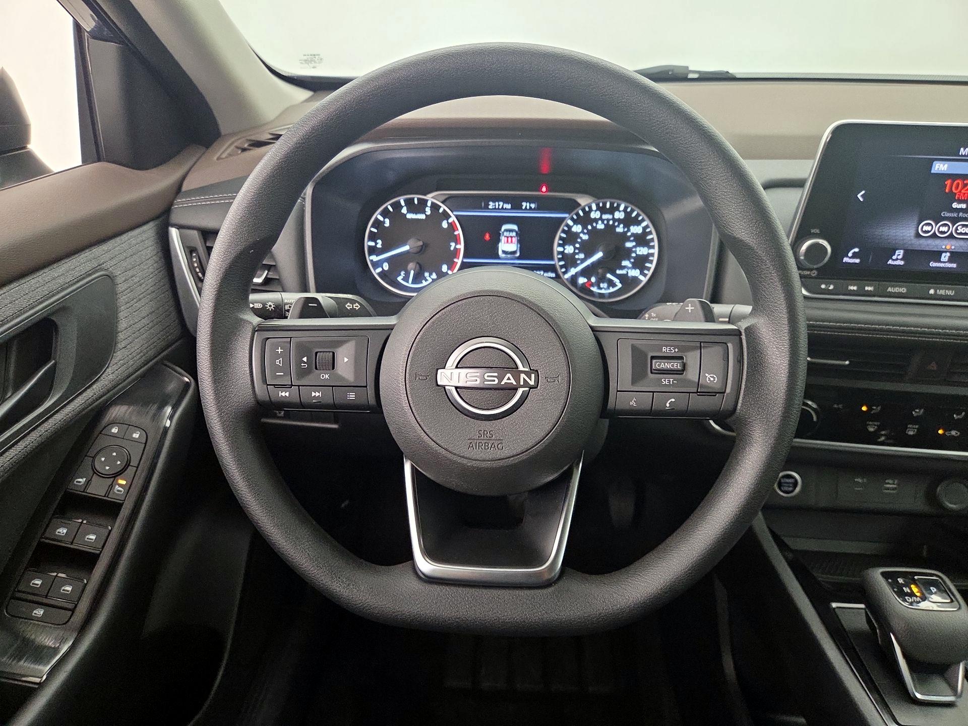 Thumbnail: 2023 Nissan Rogue - 10