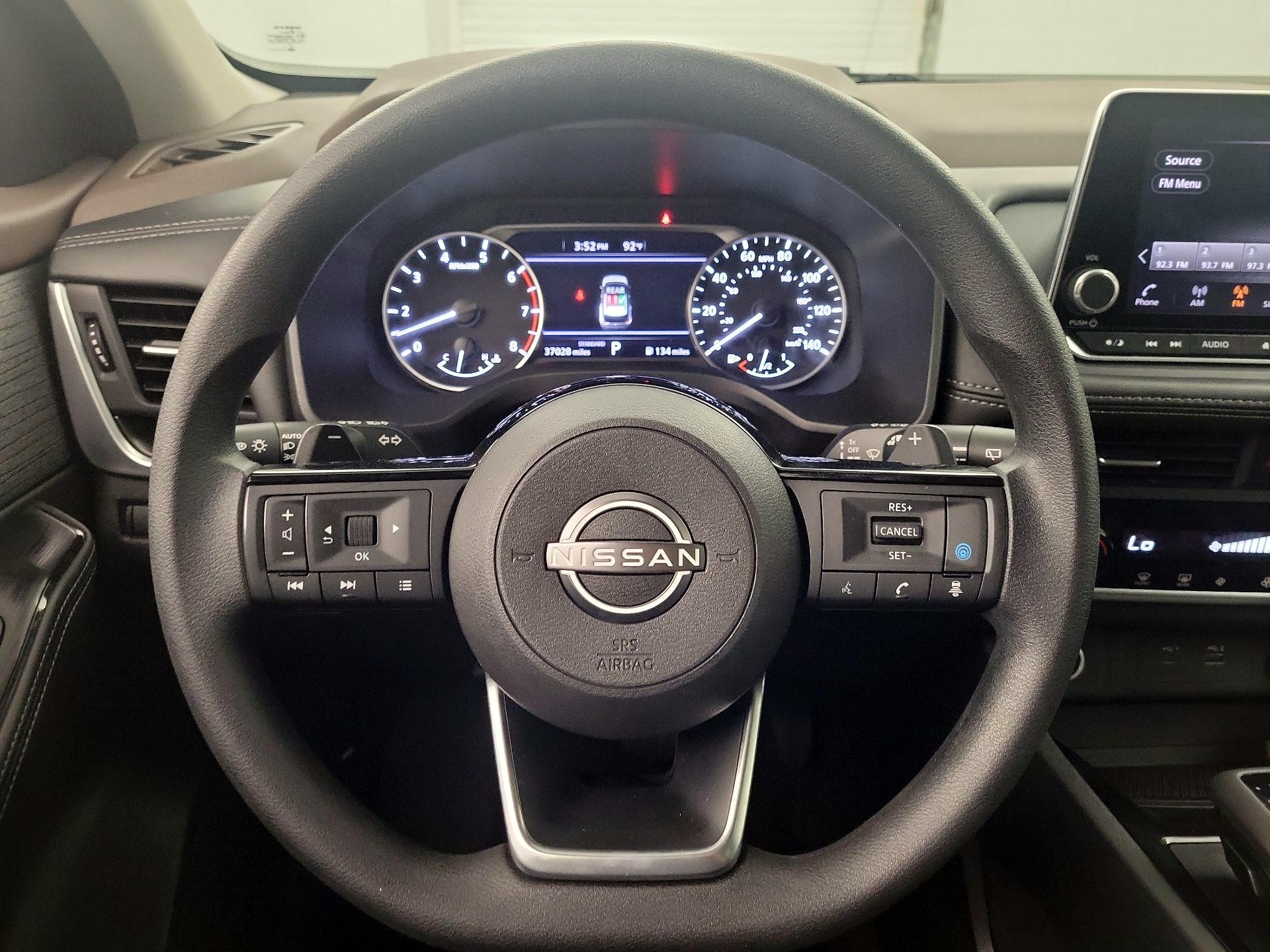 Thumbnail: 2023 Nissan Rogue - 10