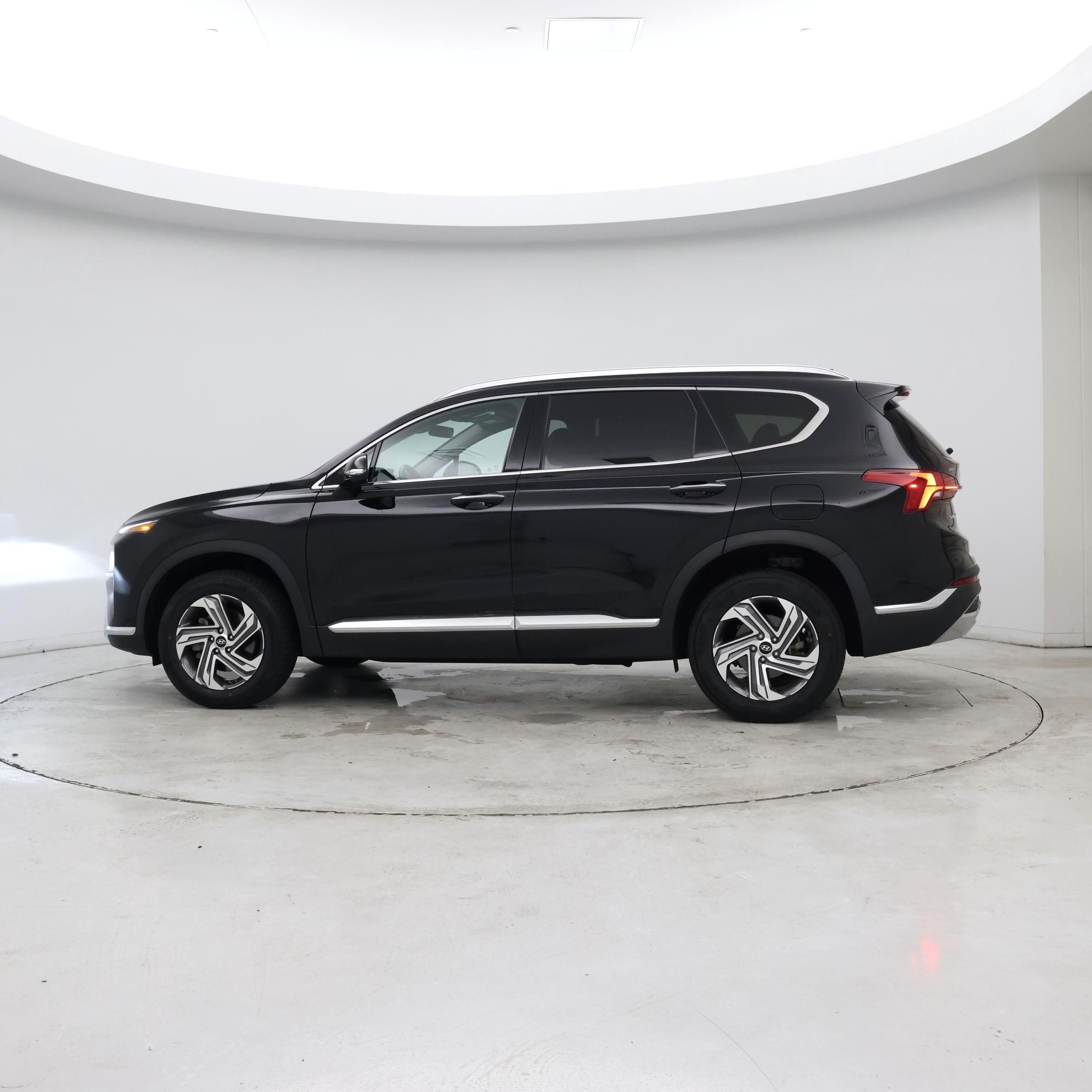 Thumbnail: 2023 Hyundai Santa Fe - 3