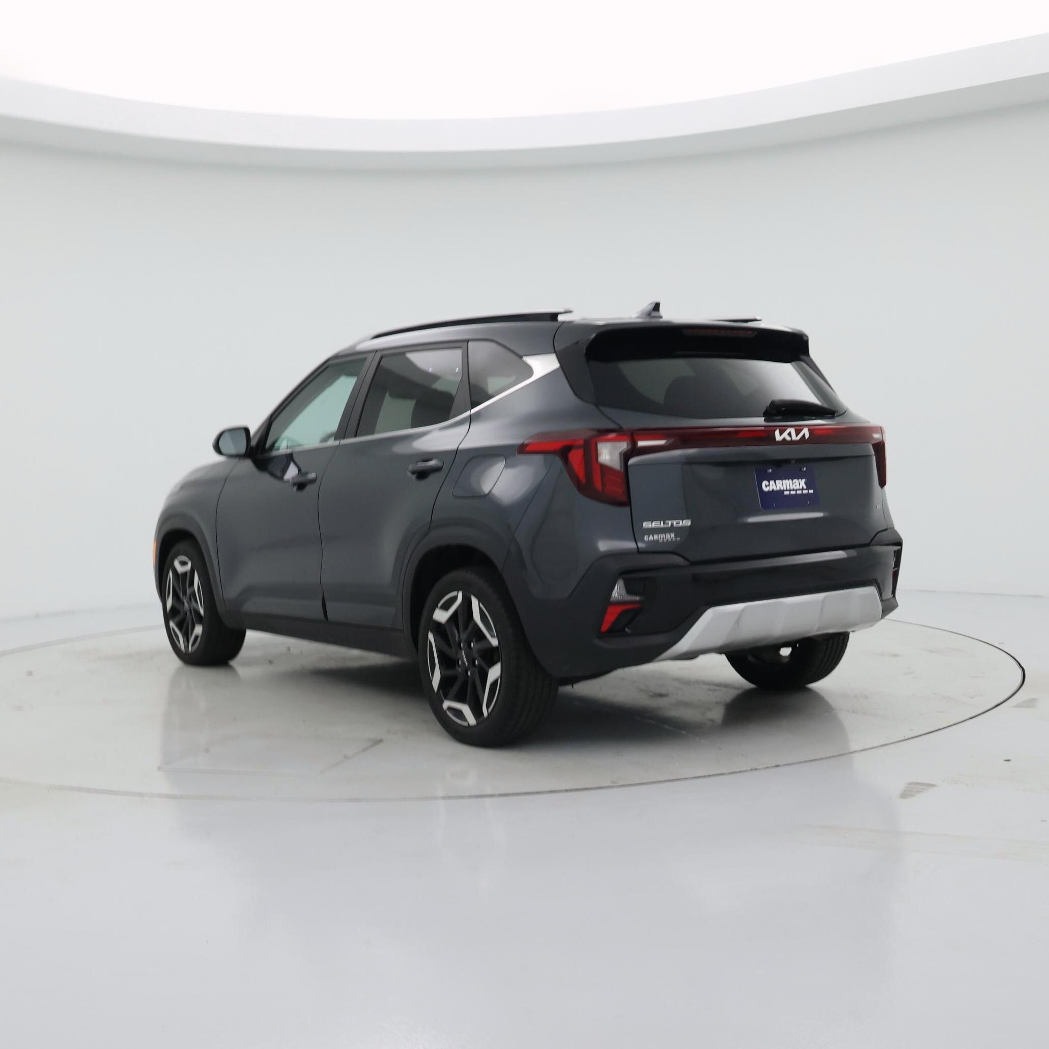 Thumbnail: 2024 Kia Seltos - 2