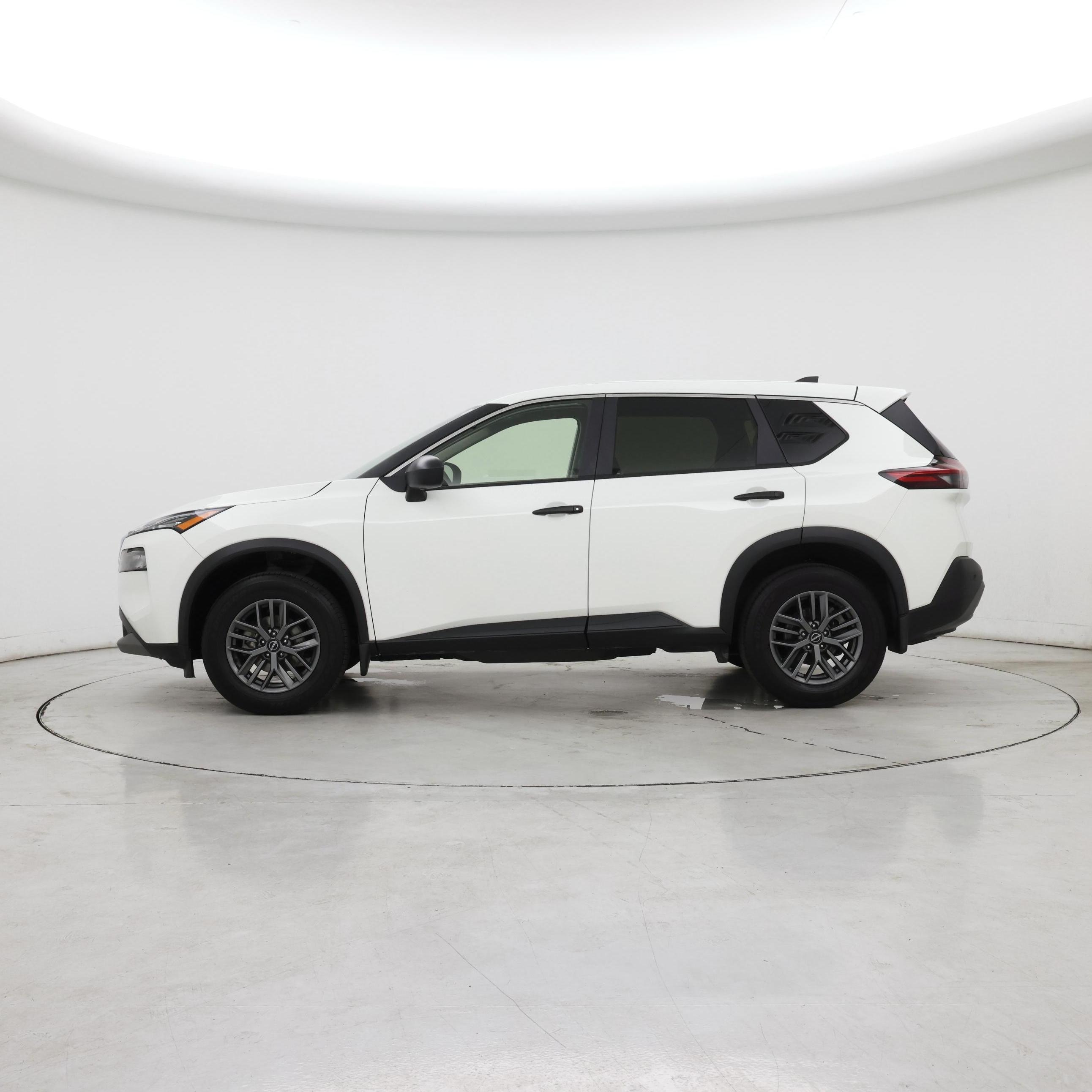 Thumbnail: 2023 Nissan Rogue - 3