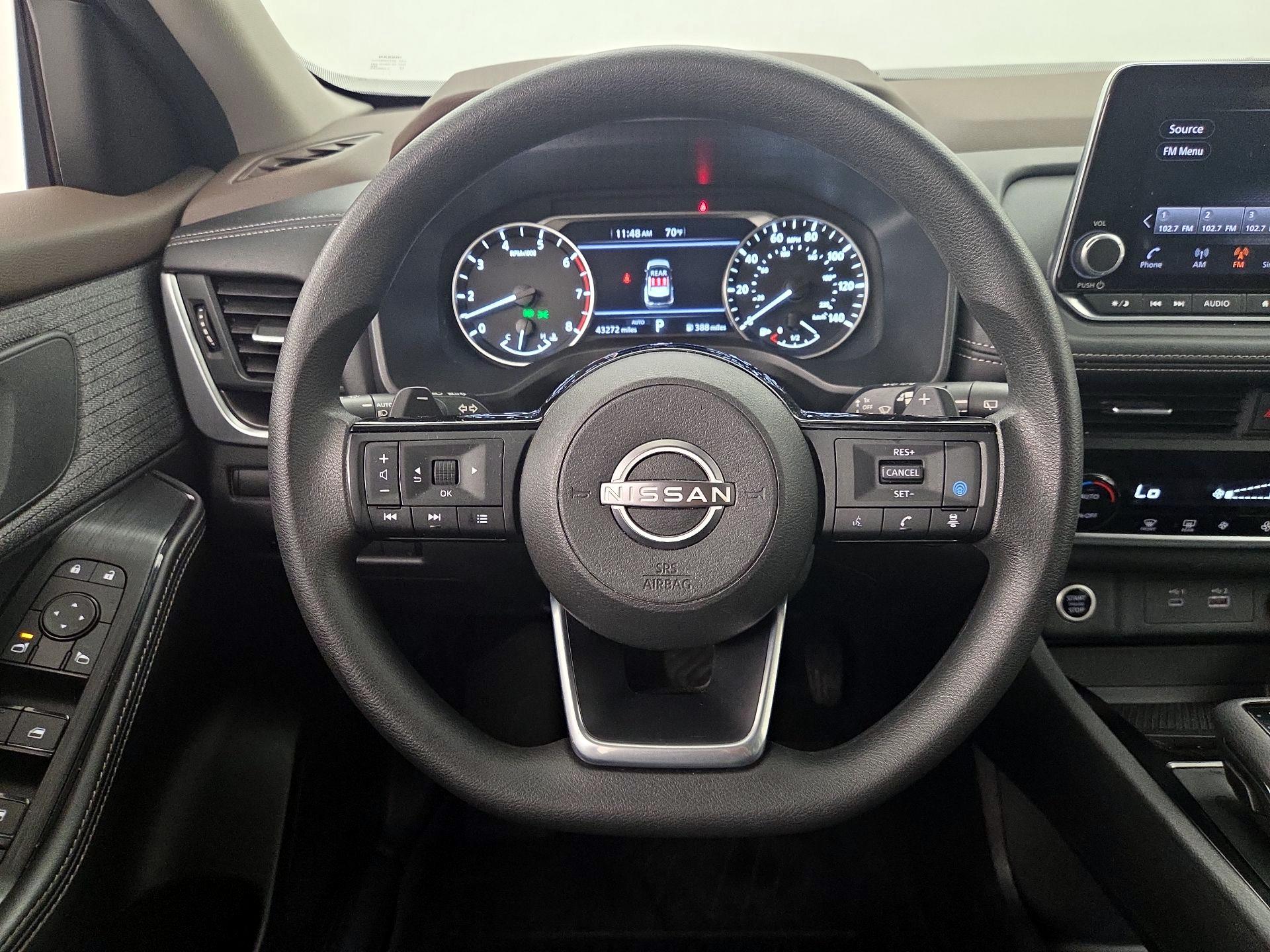 Thumbnail: 2023 Nissan Rogue - 10