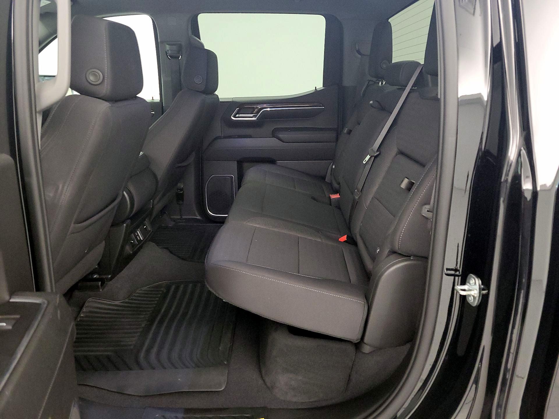 Thumbnail: 2023 GMC Sierra 1500 - 19