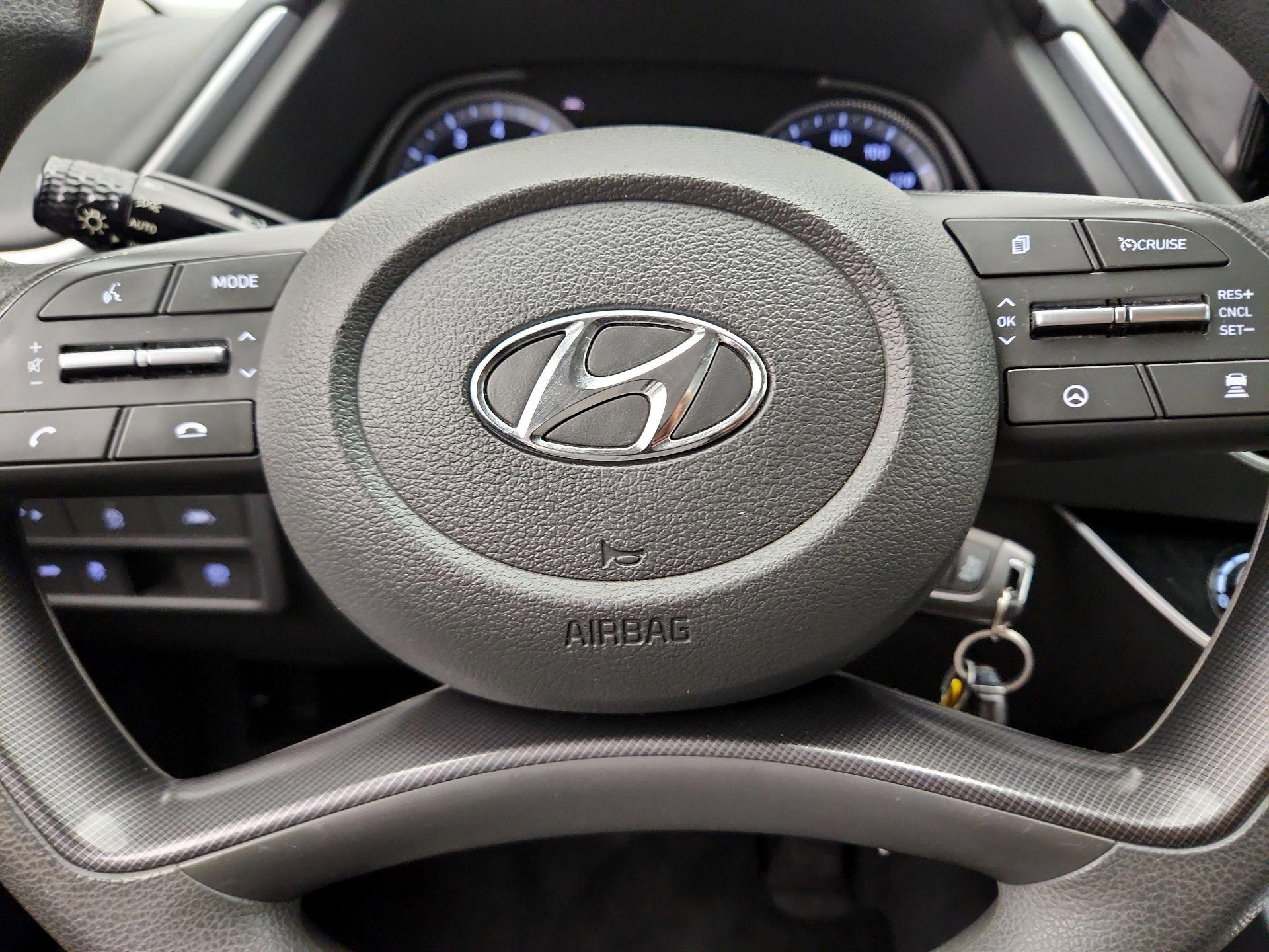 Thumbnail: 2020 Hyundai Sonata - 10