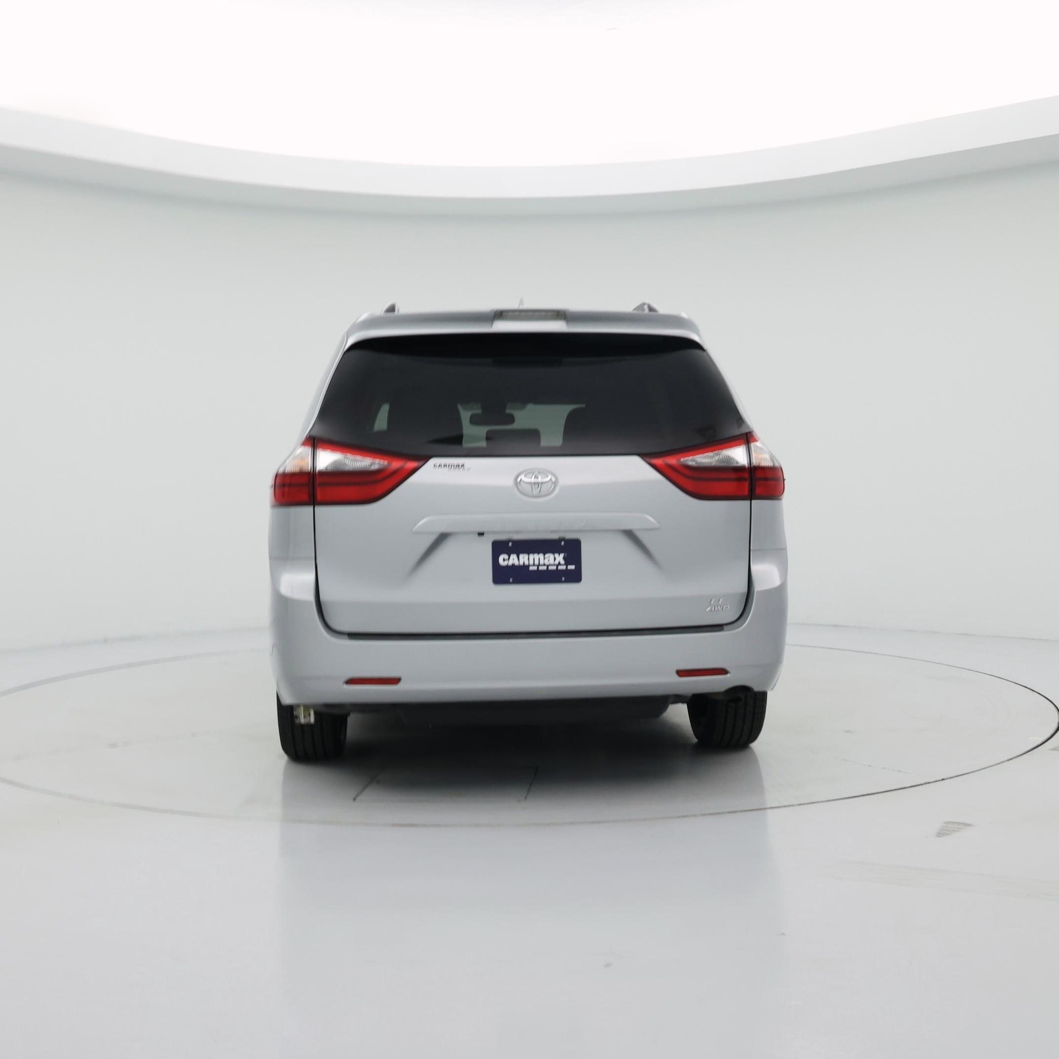Thumbnail: 2020 Toyota Sienna - 6