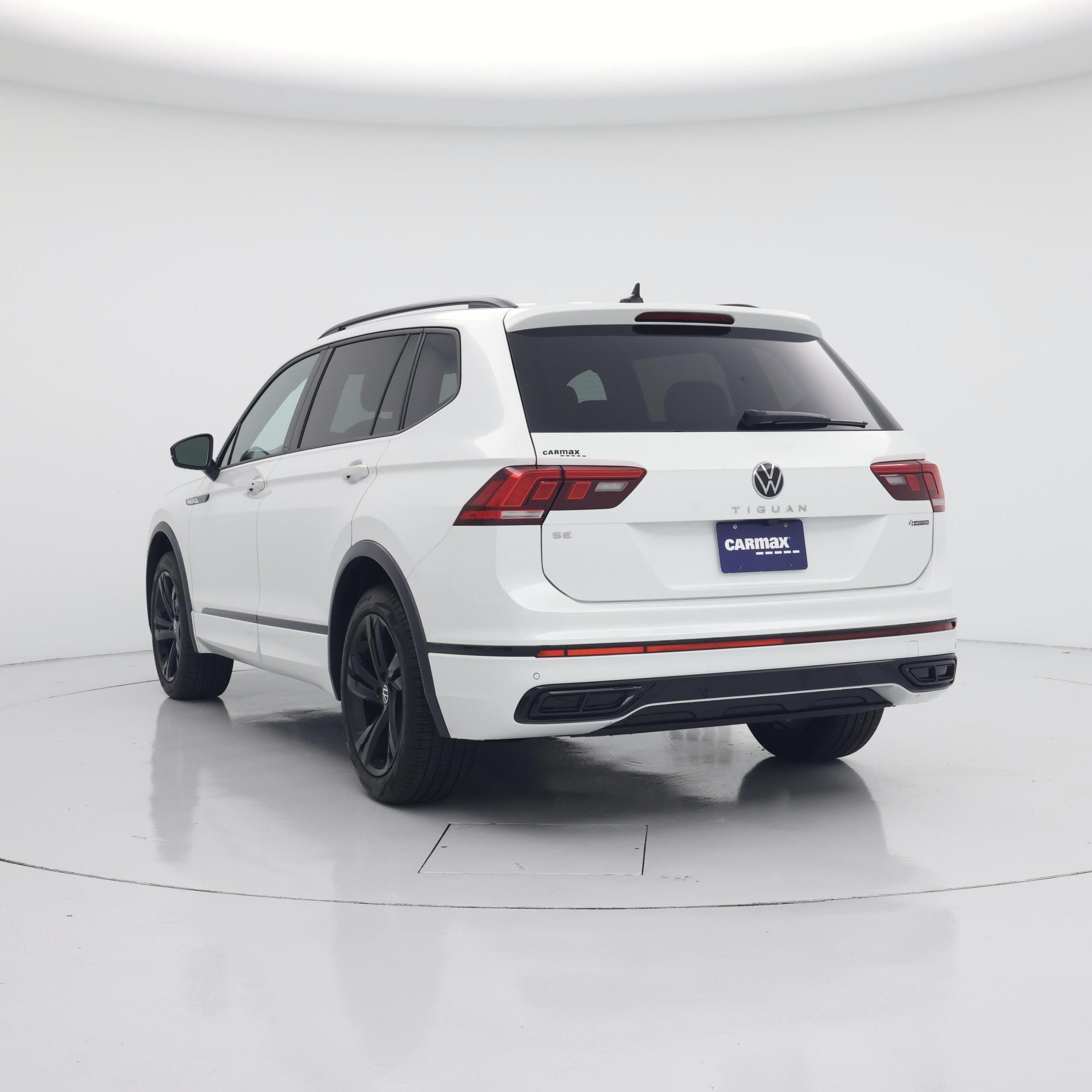 Thumbnail: 2024 Volkswagen Tiguan - 2