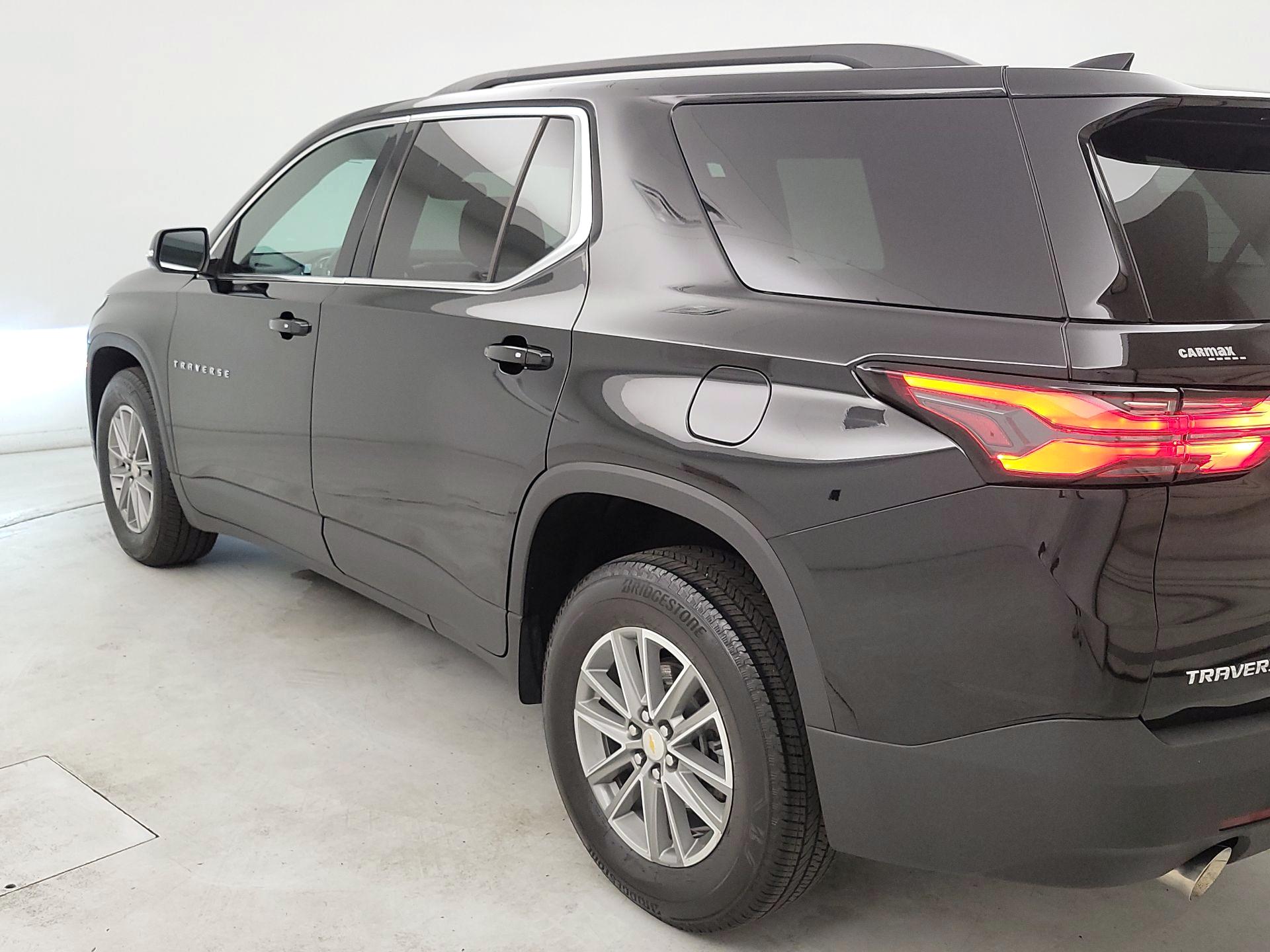 Thumbnail: 2023 Chevrolet Traverse - 7