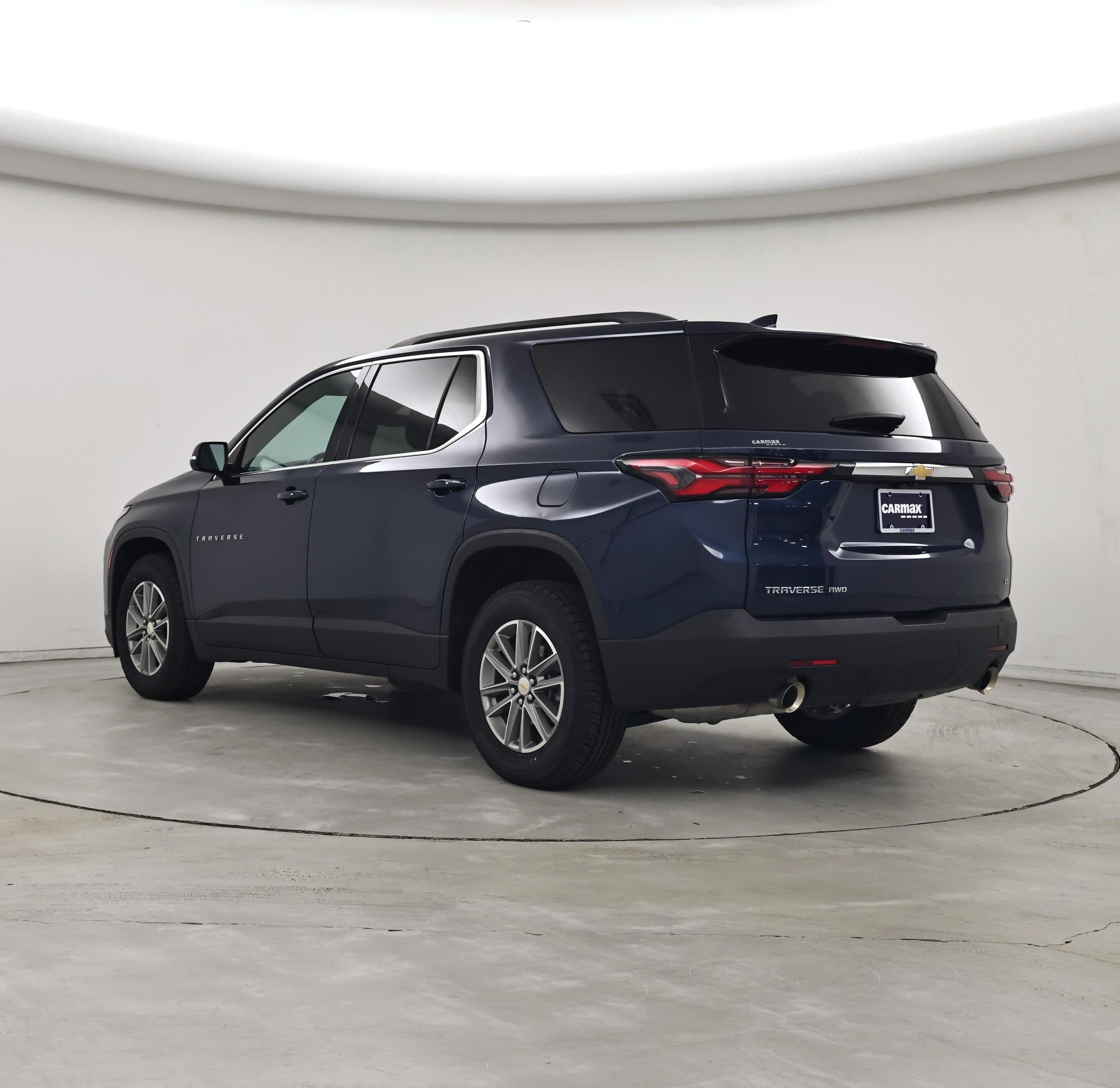Thumbnail: 2023 Chevrolet Traverse - 2