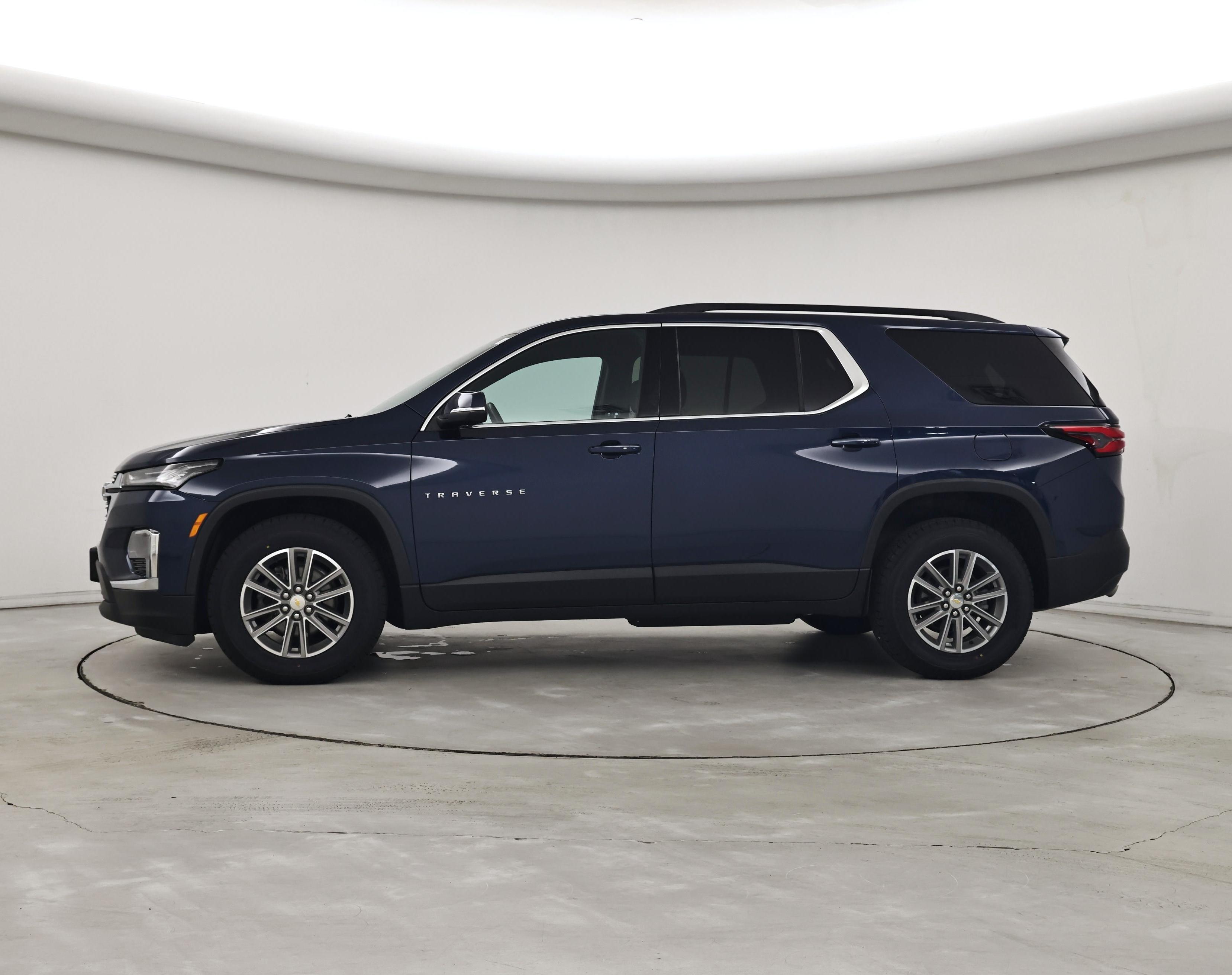 Thumbnail: 2023 Chevrolet Traverse - 3