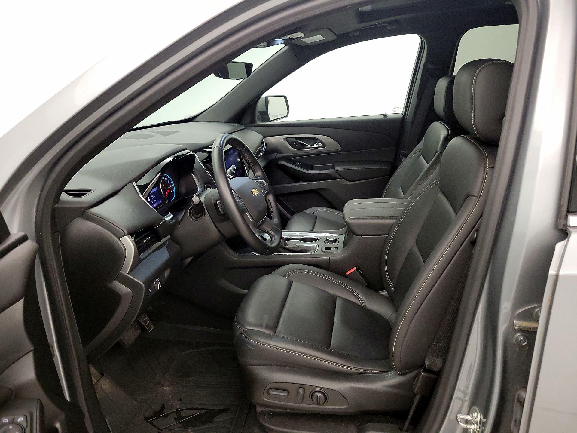 Thumbnail: 2023 Chevrolet Traverse - 11